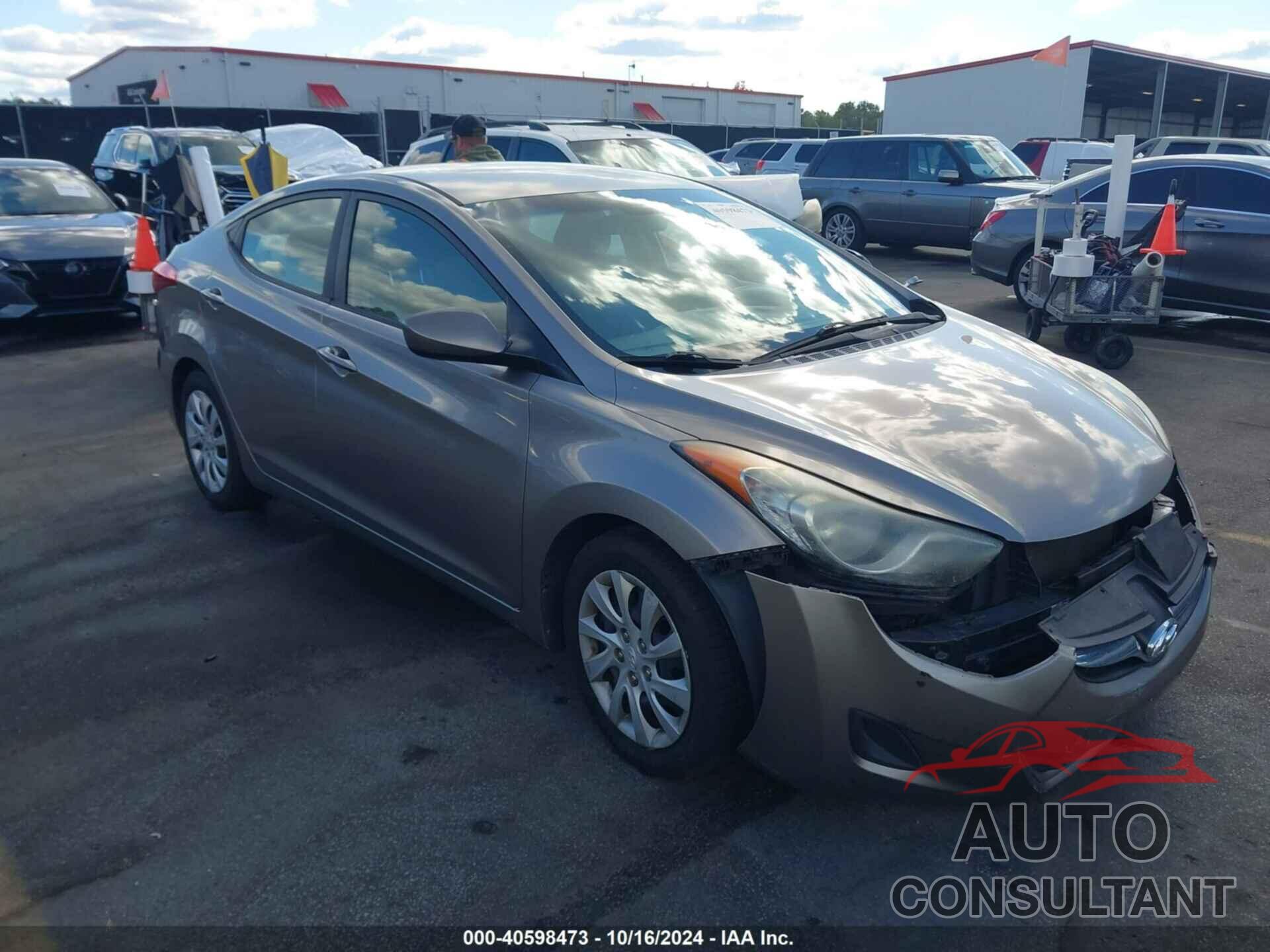 HYUNDAI ELANTRA 2011 - 5NPDH4AE3BH011396