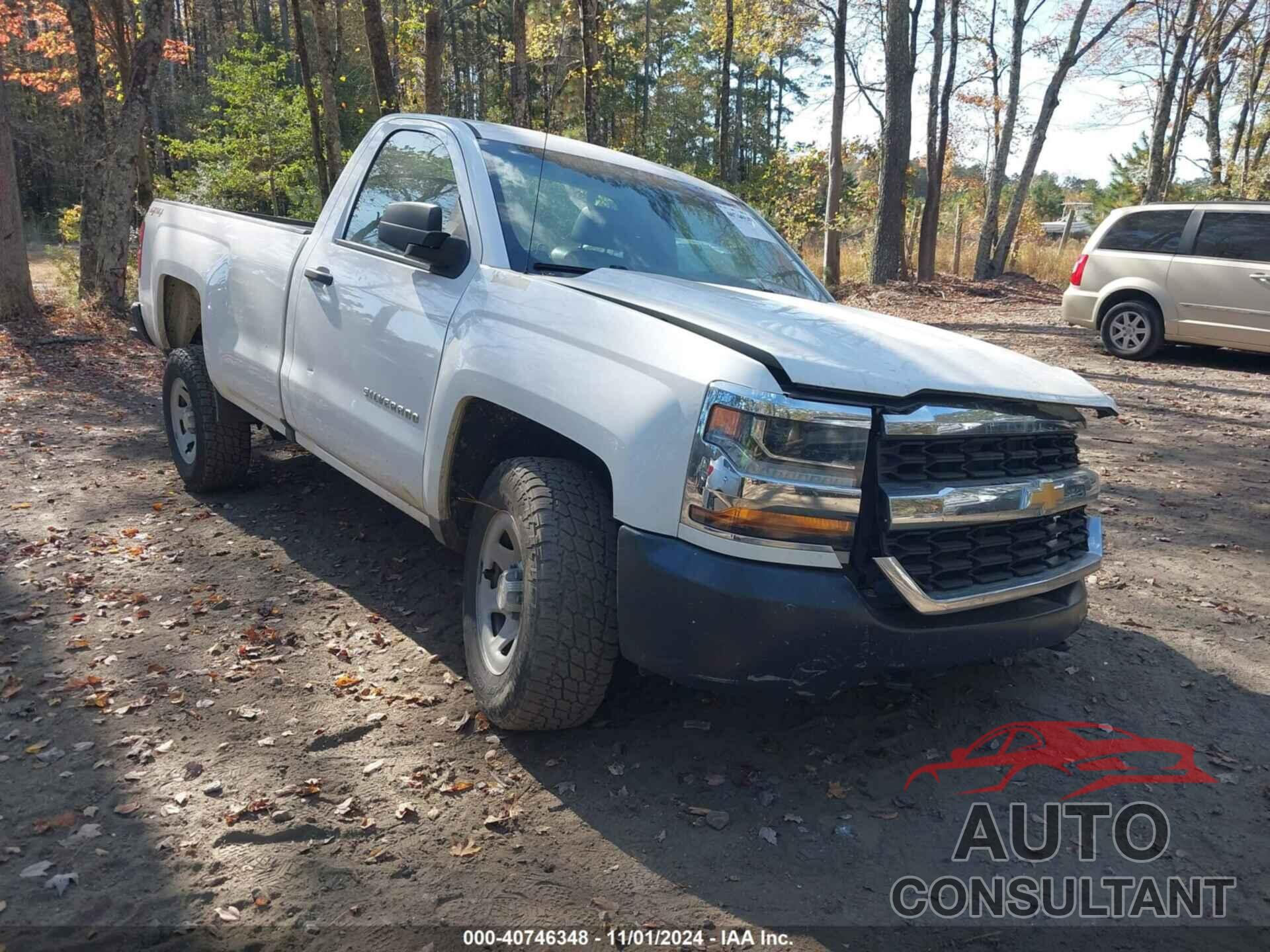 CHEVROLET SILVERADO 1500 2018 - 1GCNKNEH4JZ111109