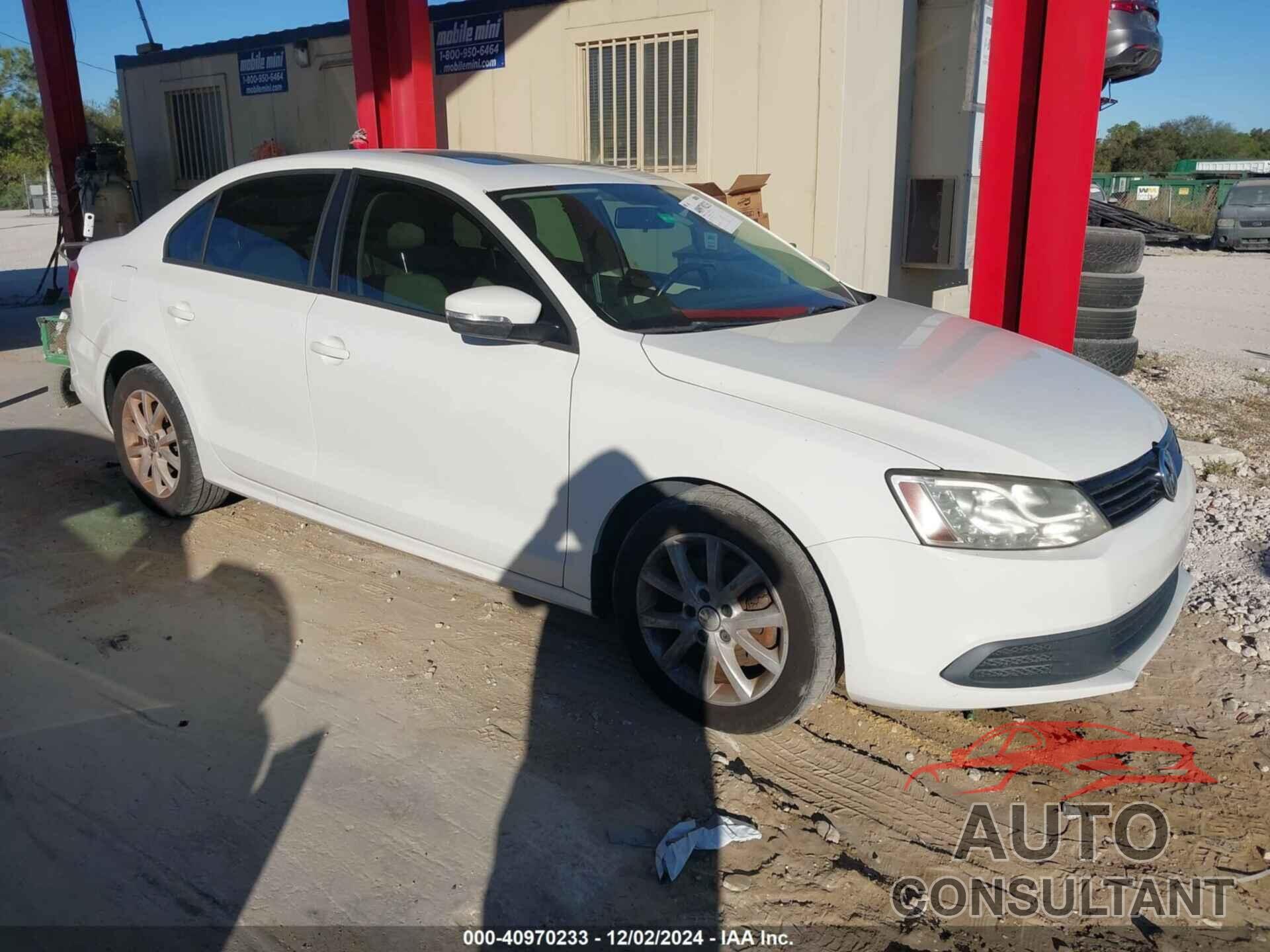 VOLKSWAGEN JETTA 2012 - 3VWDX7AJ6CM424729