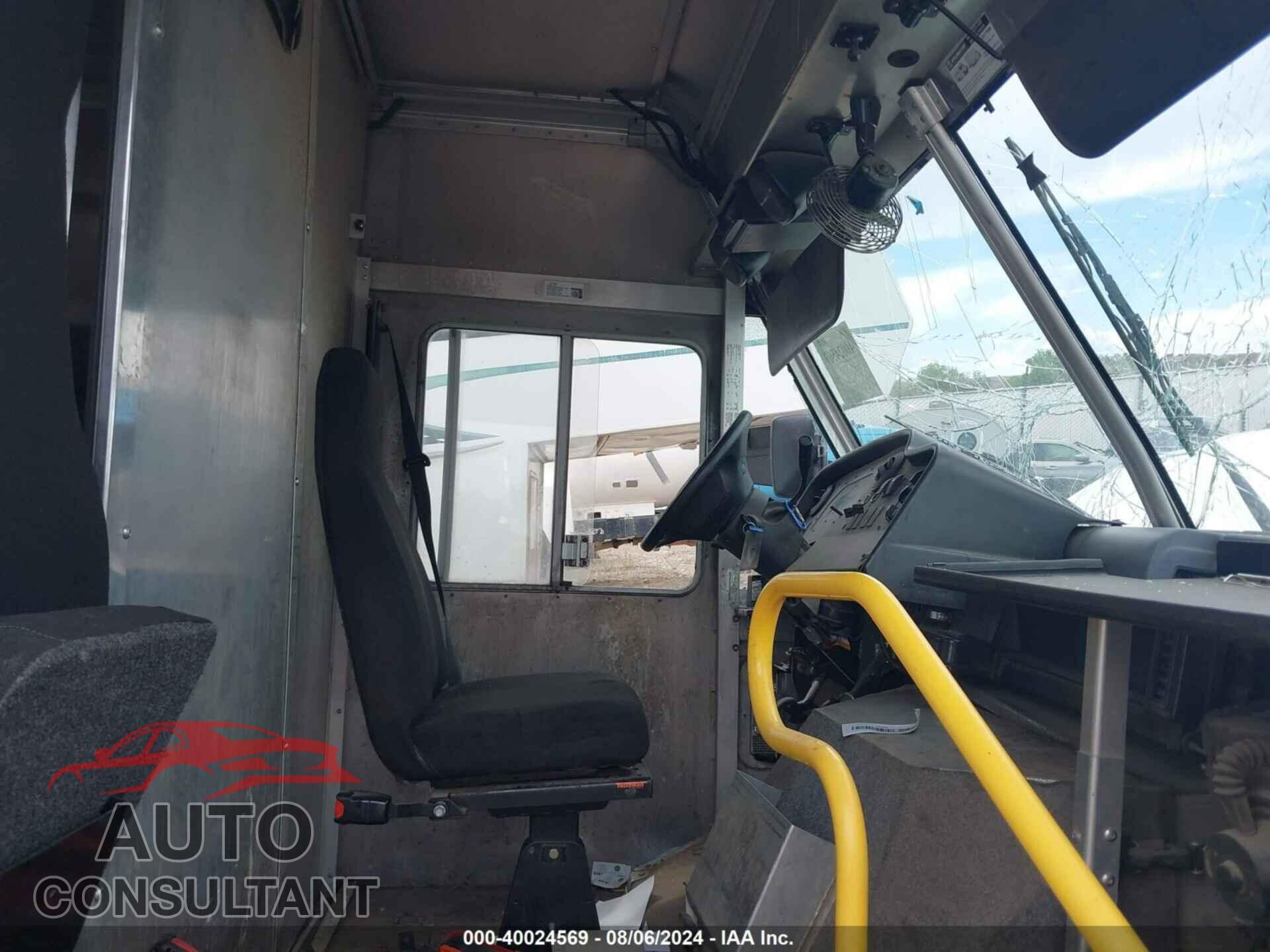 FORD E-450 STRIPPED 2017 - 1FC4E4KSXHDC32523