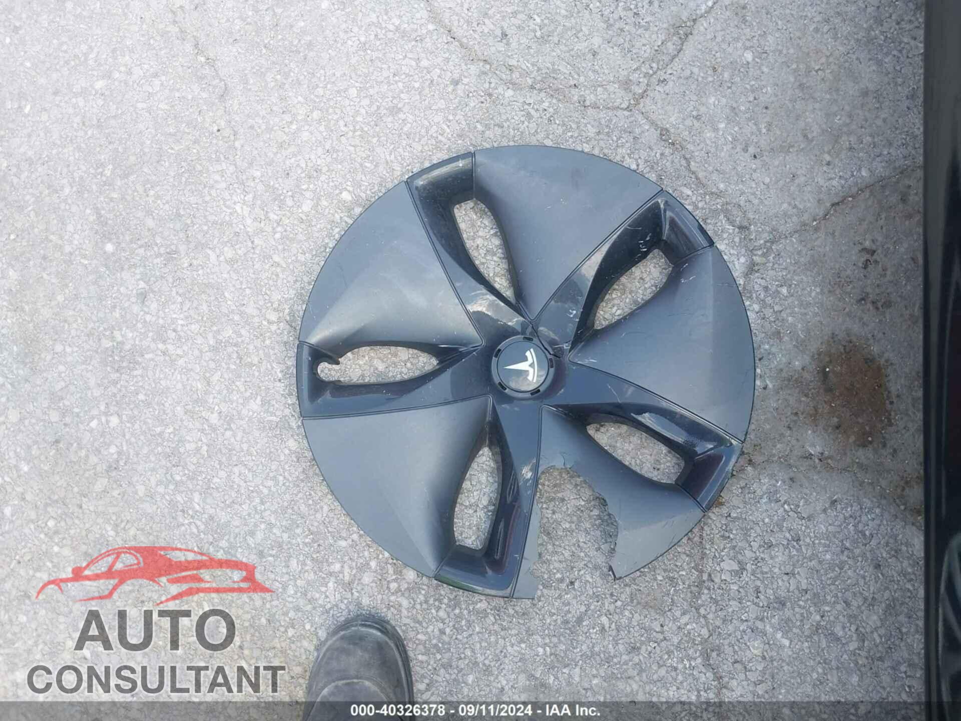 TESLA MODEL 3 2018 - 5YJ3E1EA3JF019280