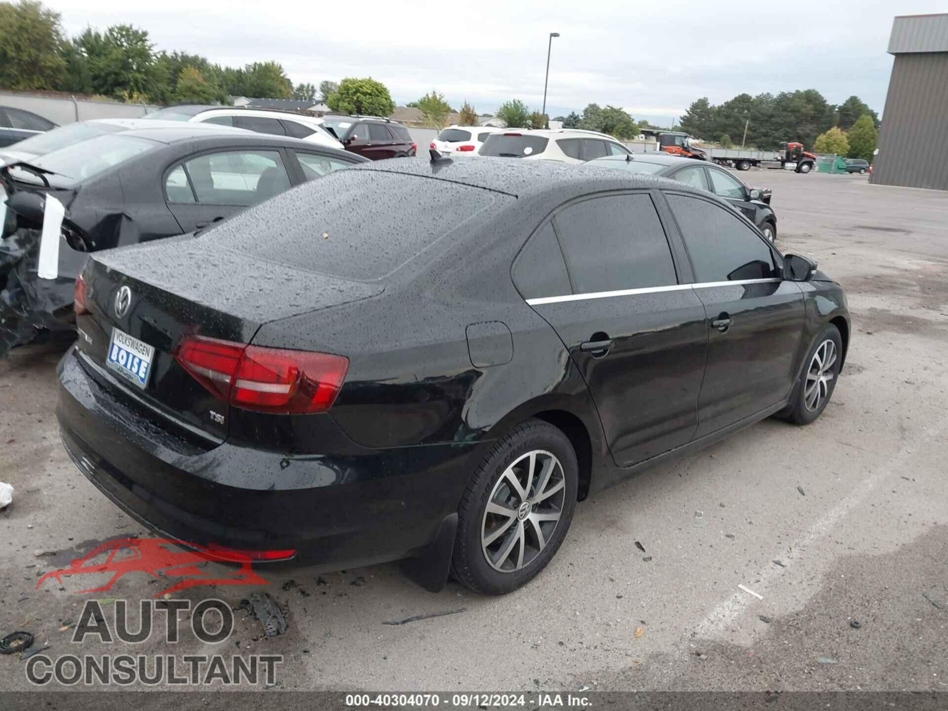 VOLKSWAGEN JETTA 2017 - 3VWDB7AJ2HM371291
