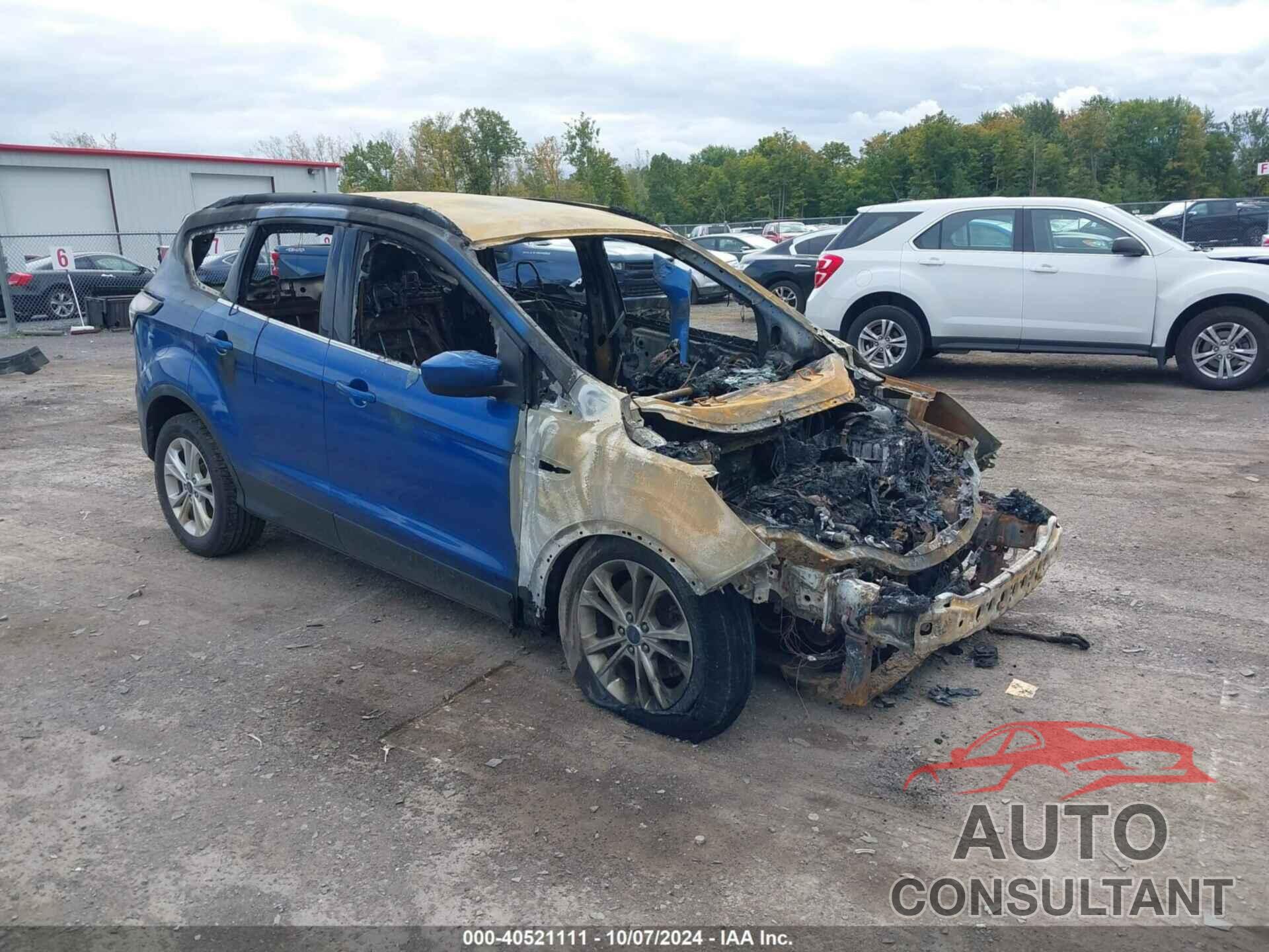 FORD ESCAPE 2017 - 1FMCU9GD2HUD14831