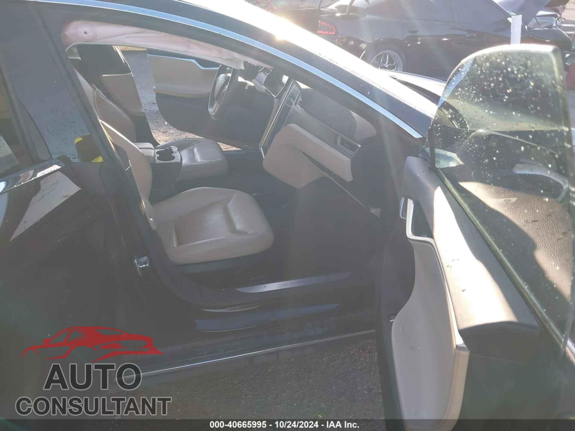 TESLA MODEL S 2015 - 5YJSA1H28FF094169
