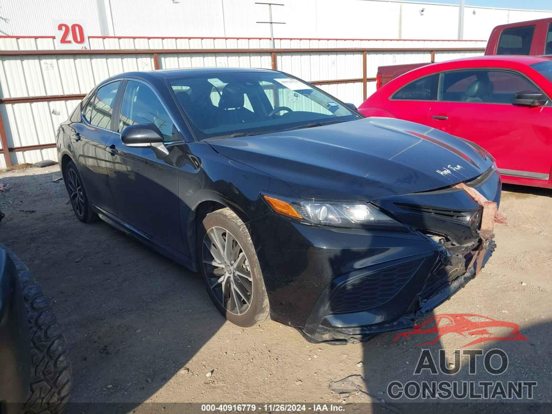 TOYOTA CAMRY 2024 - 4T1G11AK3RU890402