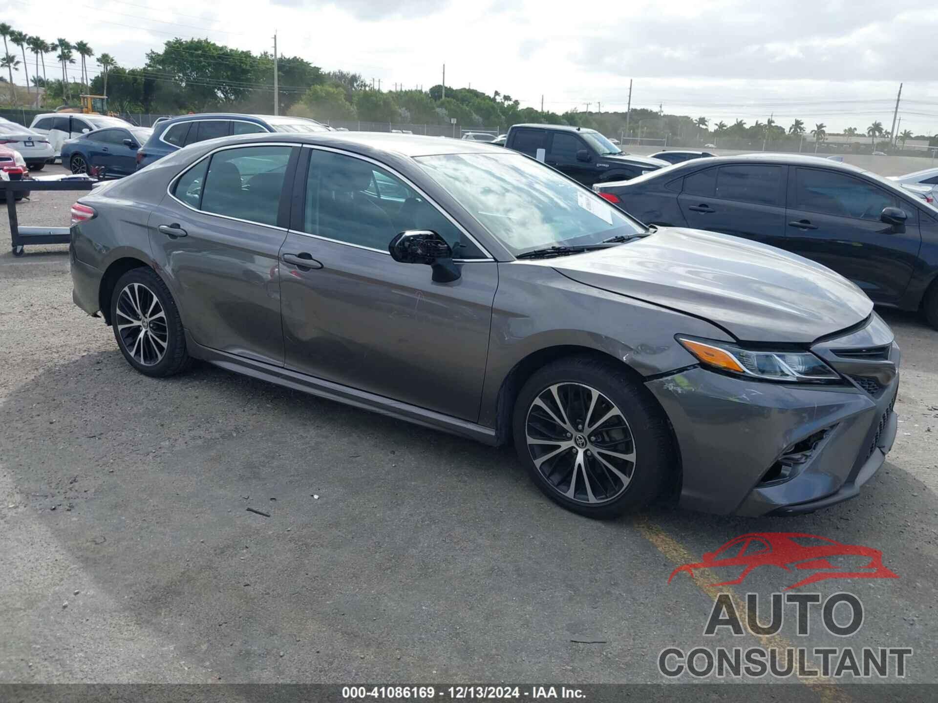 TOYOTA CAMRY 2020 - 4T1G11AKXLU505652