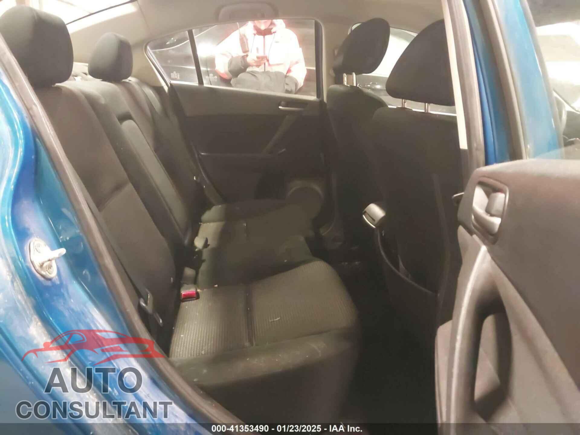 MAZDA MAZDA3 2012 - JM1BL1V77C1574427