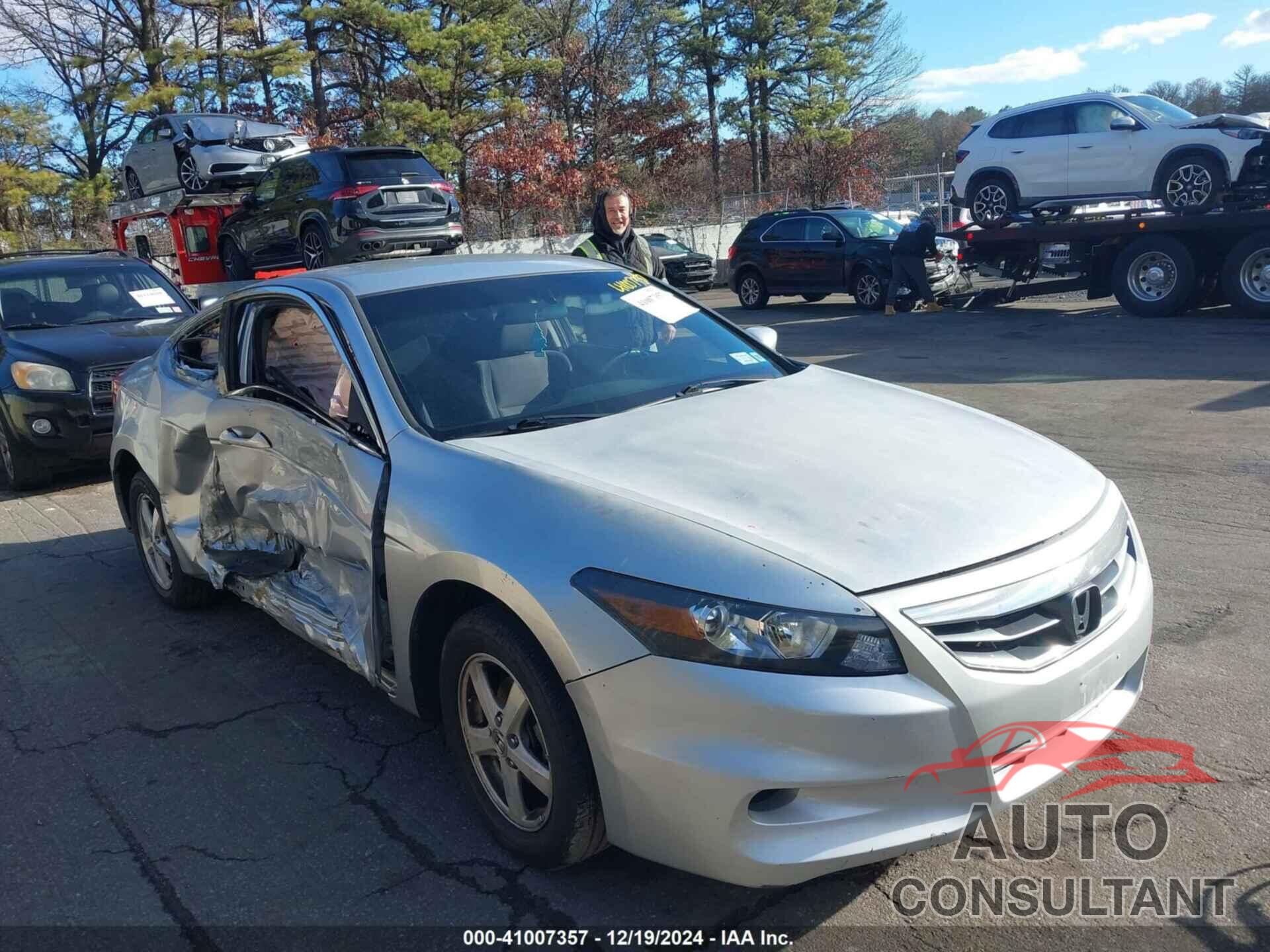 HONDA ACCORD 2012 - 1HGCS1B32CA013689