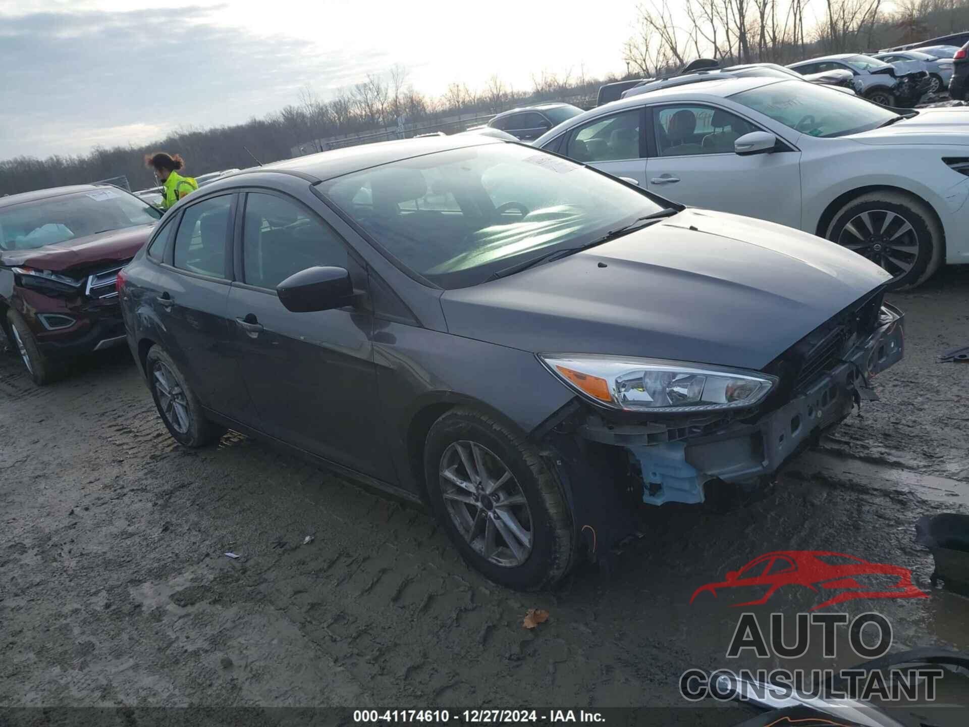 FORD FOCUS 2018 - 1FADP3F26JL210213