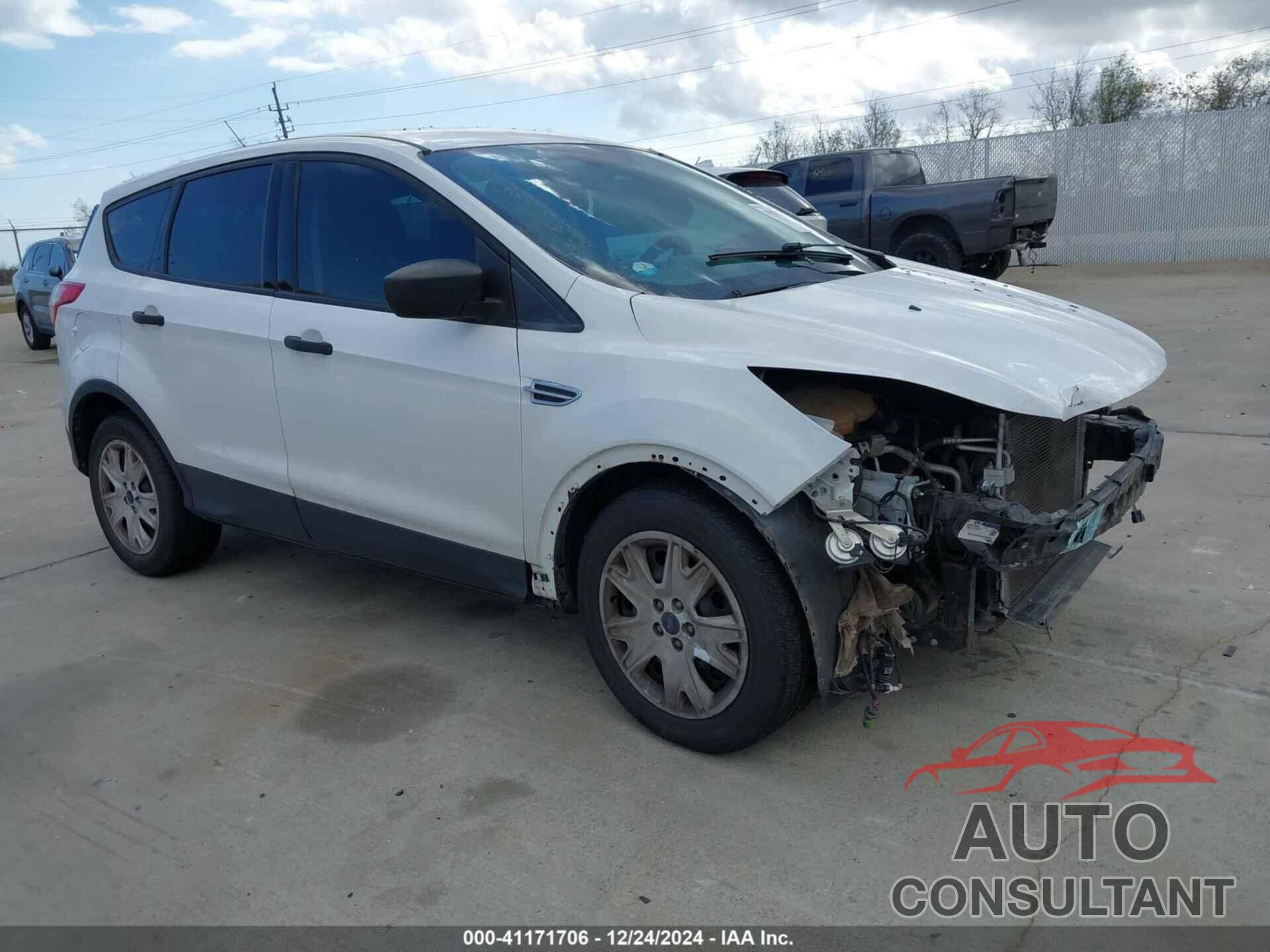 FORD ESCAPE 2016 - 1FMCU0F71GUB40188