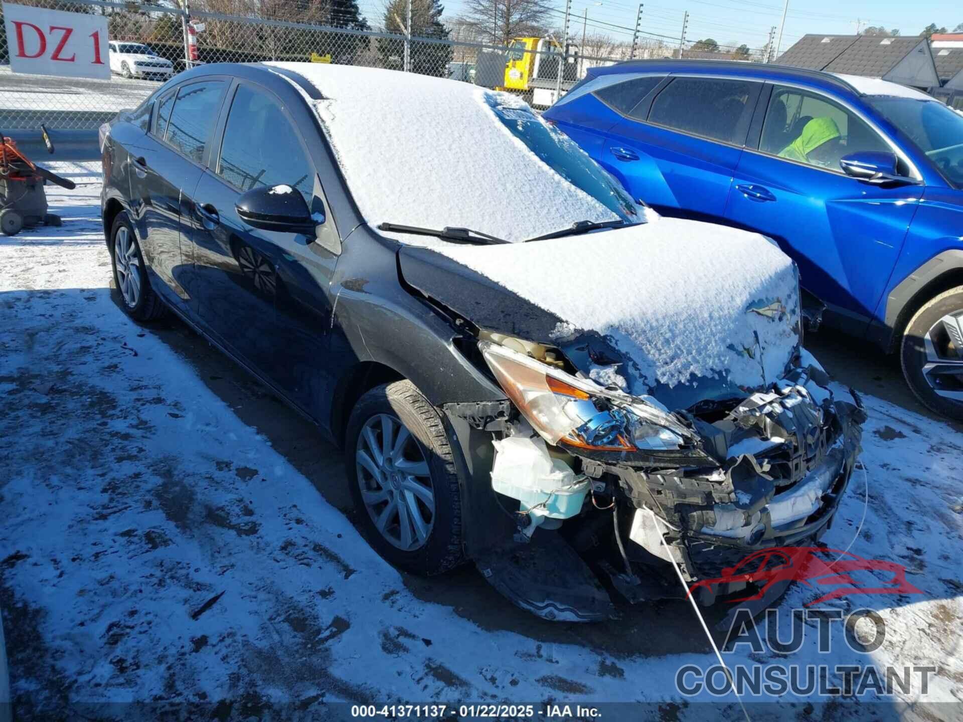 MAZDA MAZDA3 2012 - JM1BL1W71C1573501