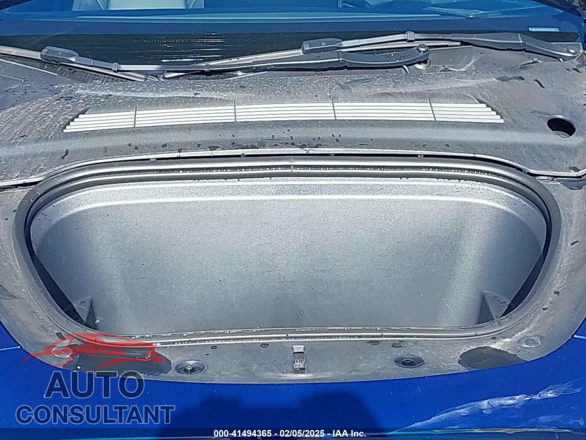 TESLA MODEL Y 2023 - 7SAYGDEE7PF672484