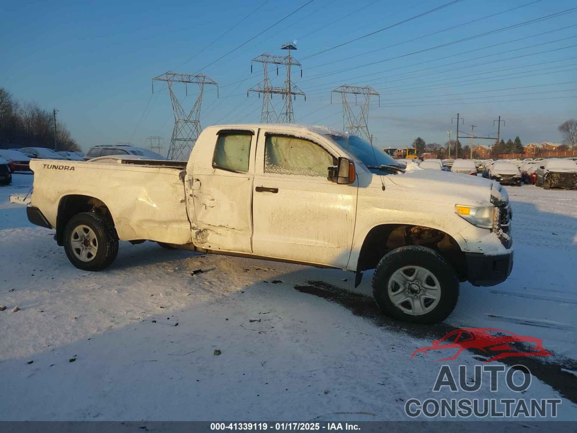TOYOTA TUNDRA 2014 - 5TFCY5F15EX017121