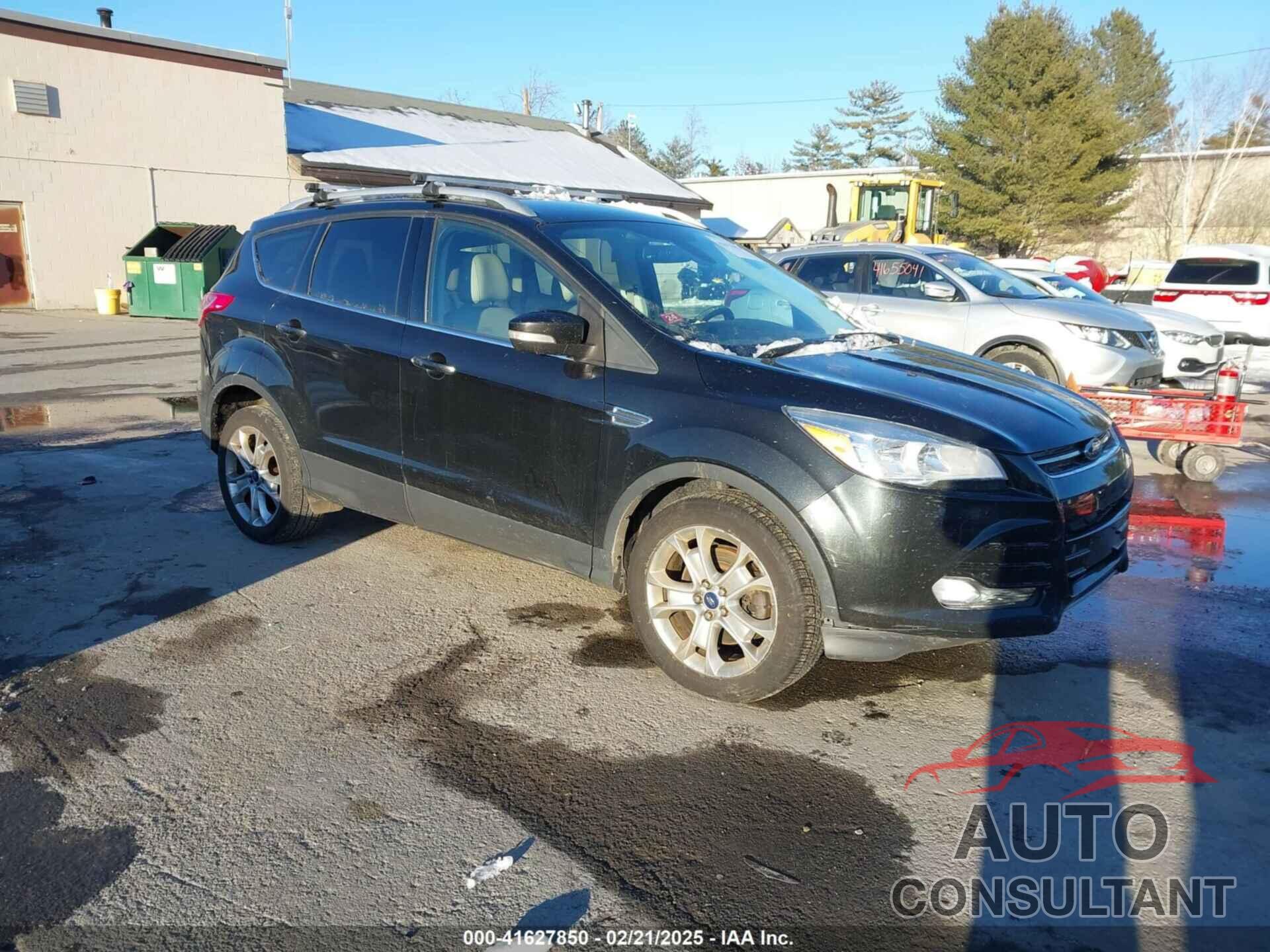 FORD ESCAPE 2015 - 1FMCU9J94FUA19831