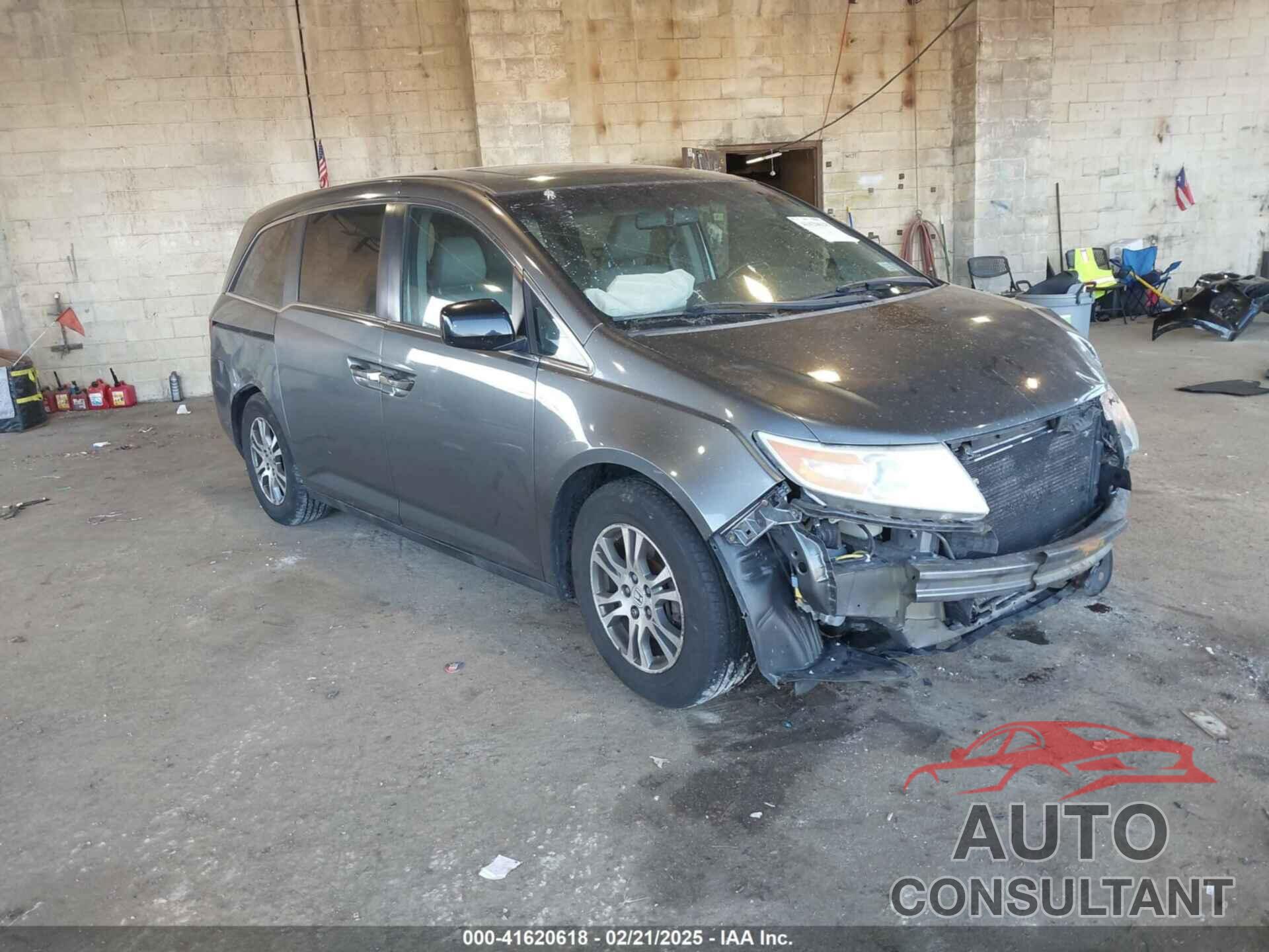 HONDA ODYSSEY 2013 - 5FNRL5H62DB015045