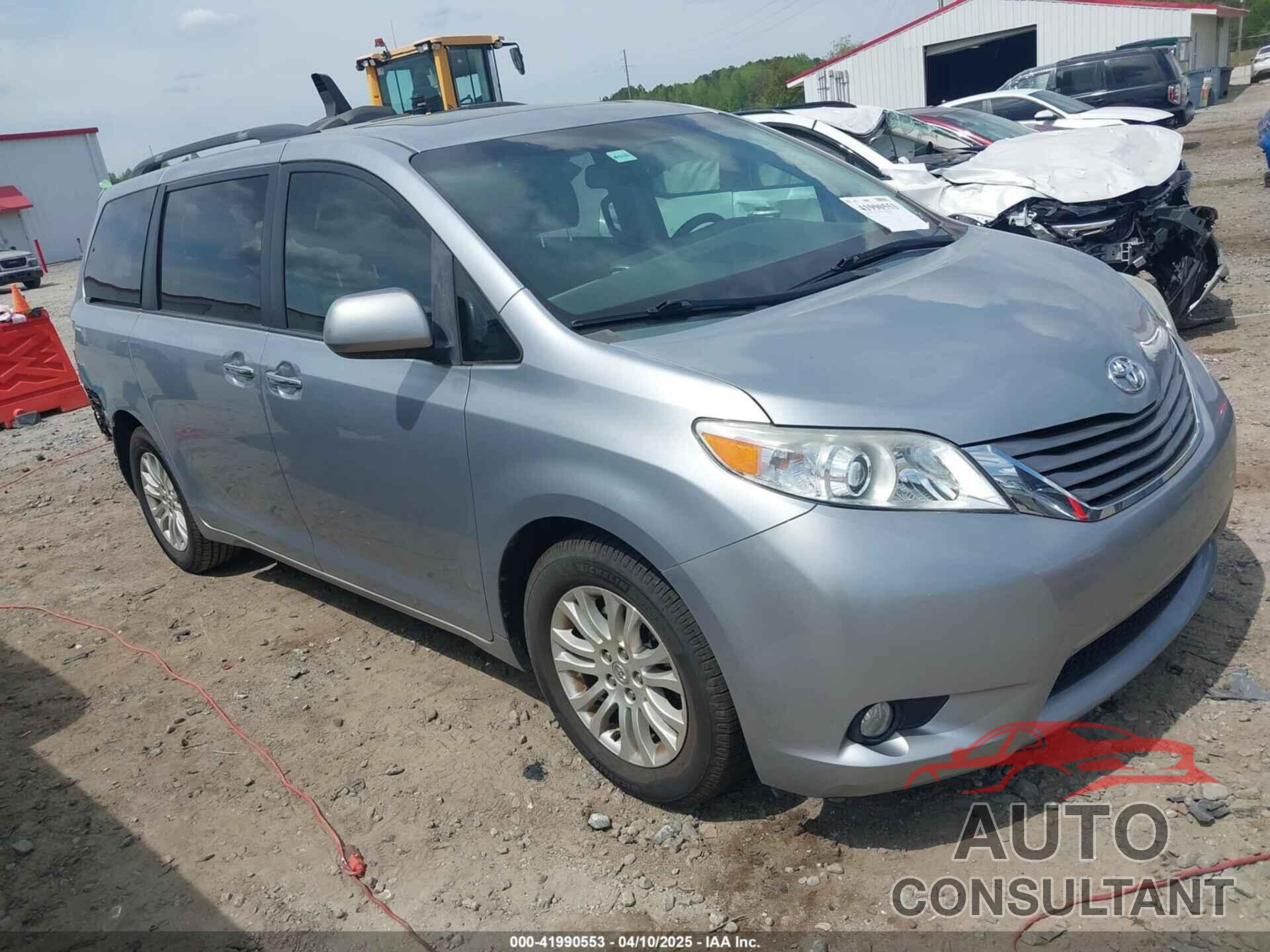 TOYOTA SIENNA 2015 - 5TDYK3DC9FS532310
