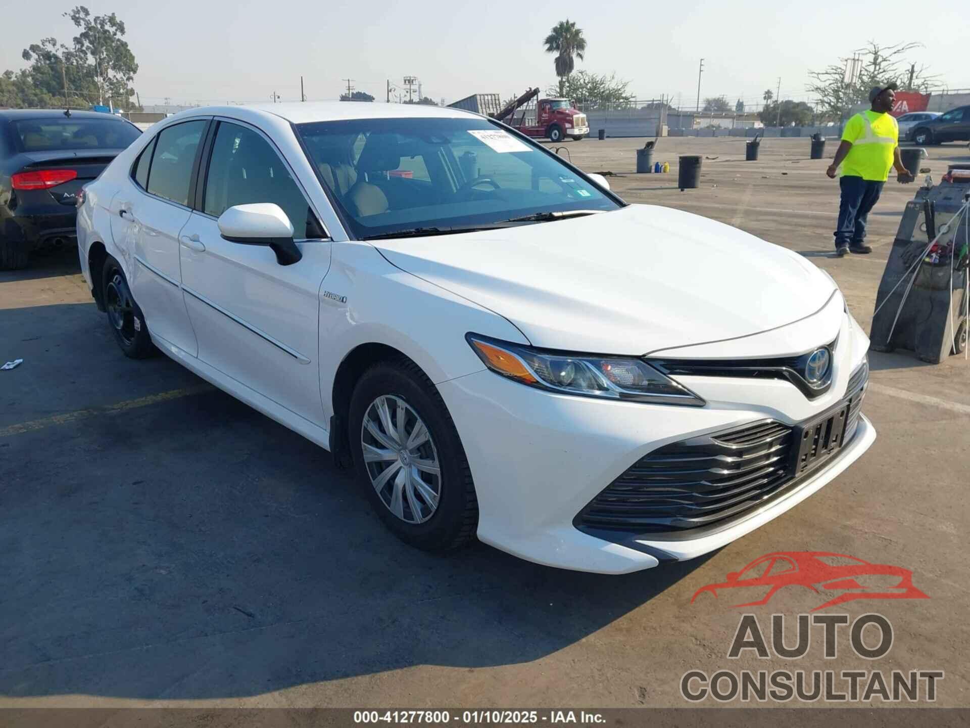 TOYOTA CAMRY HYBRID 2018 - 4T1B31HK6JU505056