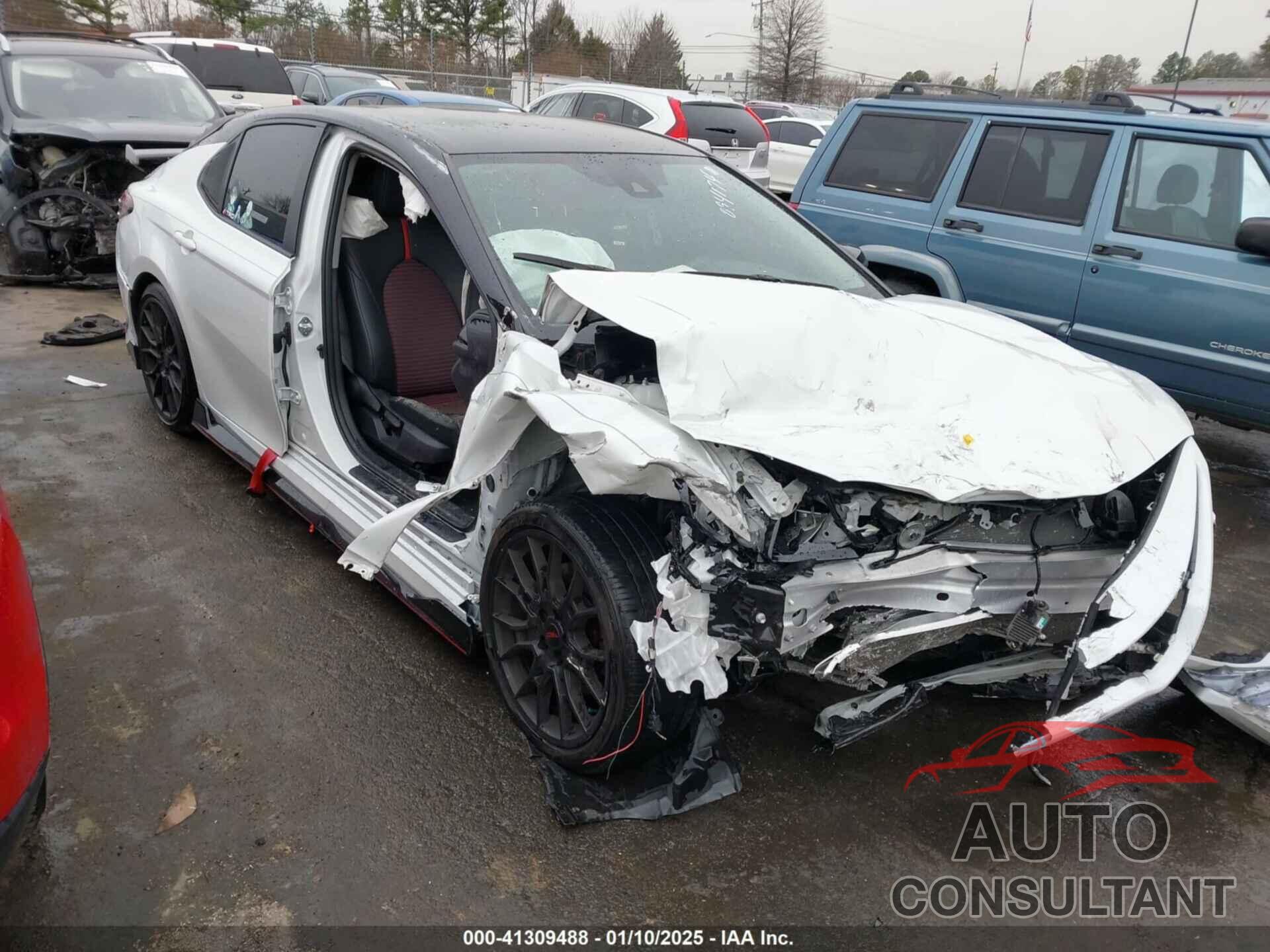 TOYOTA CAMRY 2024 - 4T1KZ1AK9RU094174