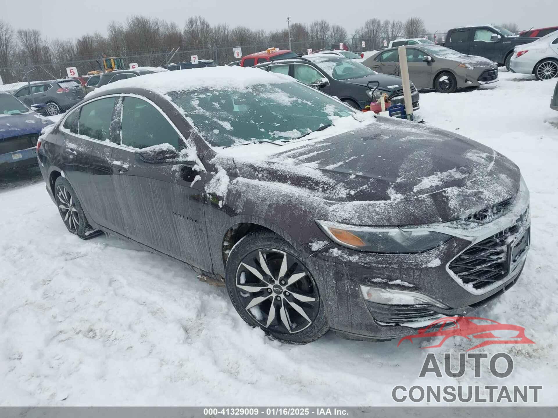 CHEVROLET MALIBU 2020 - 1G1ZG5ST6LF137154