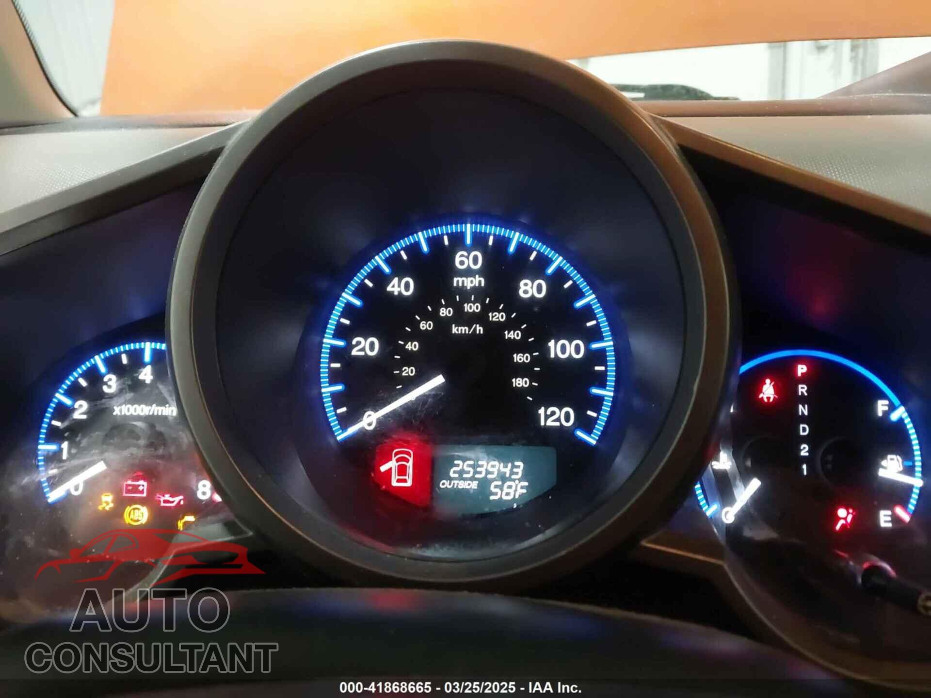 HONDA ELEMENT 2010 - 5J6YH2H77AL001522