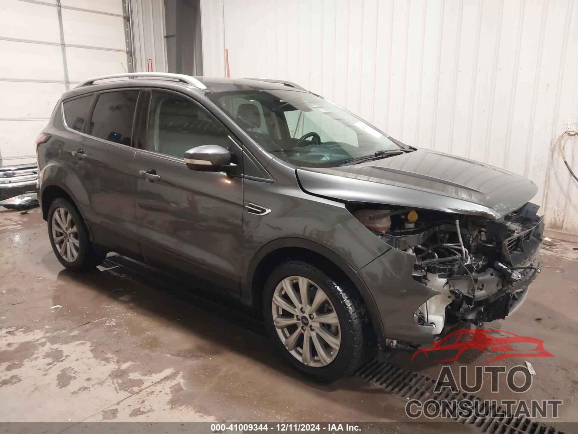 FORD ESCAPE 2017 - 1FMCU9JDXHUC24030