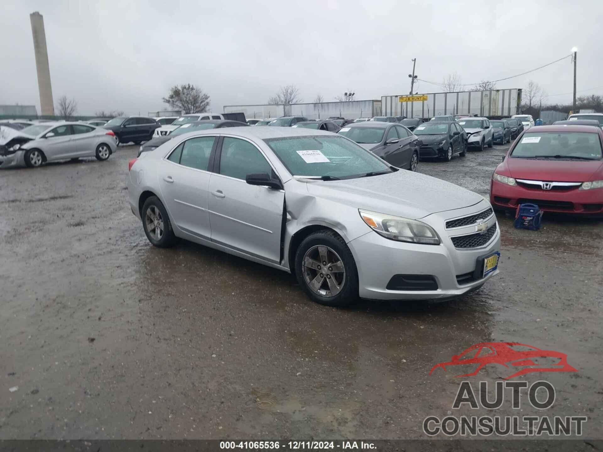 CHEVROLET MALIBU 2013 - 1G11B5SA8DF263785