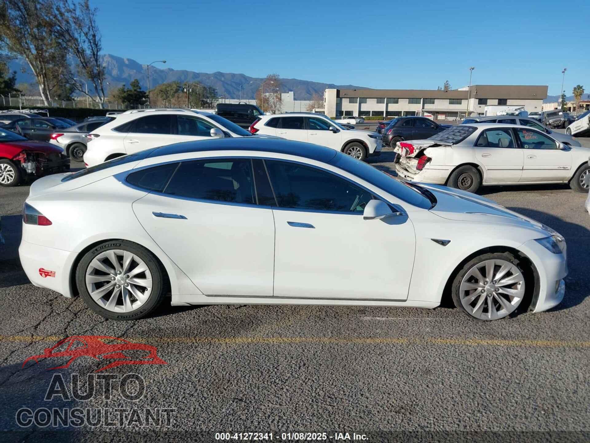 TESLA MODEL S 2017 - 5YJSA1E23HF230019