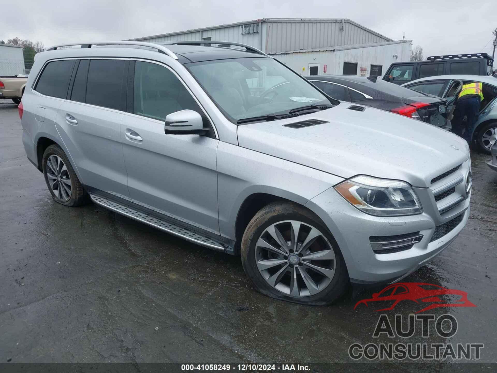 MERCEDES-BENZ GL 450 2015 - 4JGDF6EE0FA533195