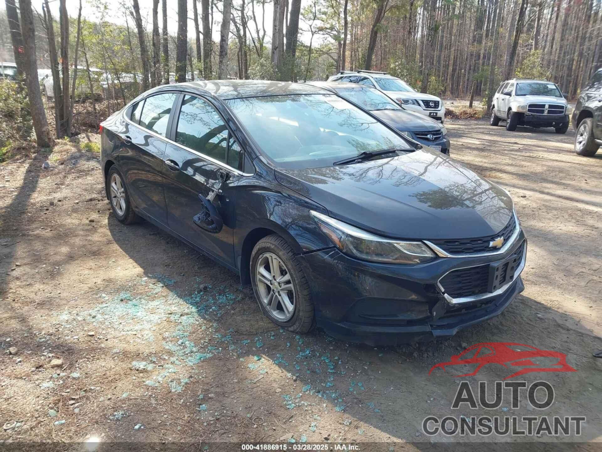 CHEVROLET CRUZE 2017 - 1G1BE5SM4H7200043
