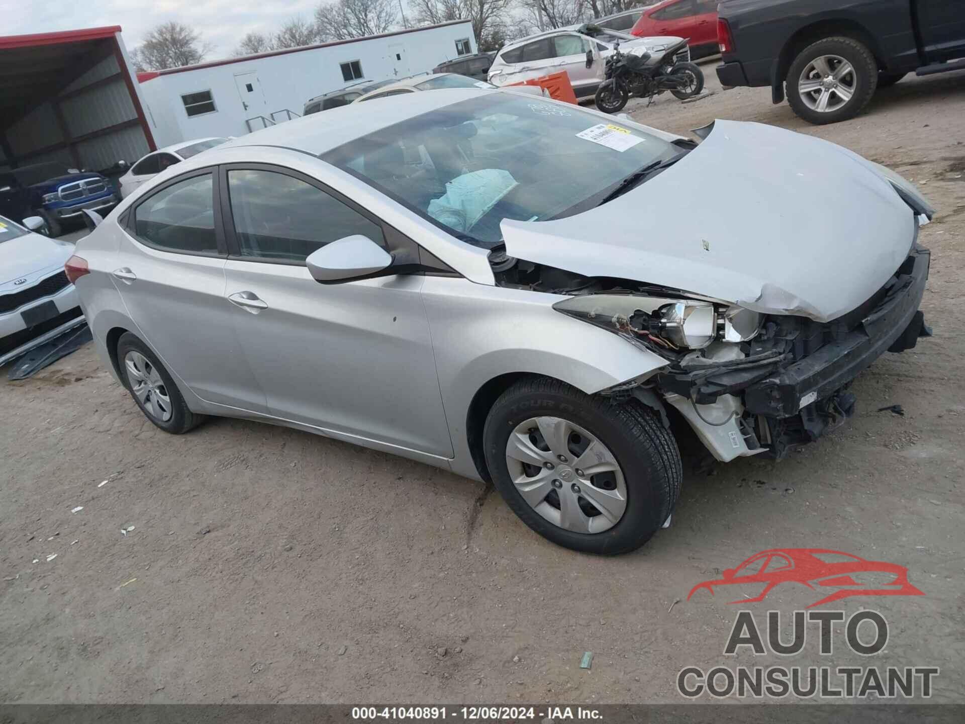 HYUNDAI ELANTRA 2016 - 5NPDH4AE3GH765485