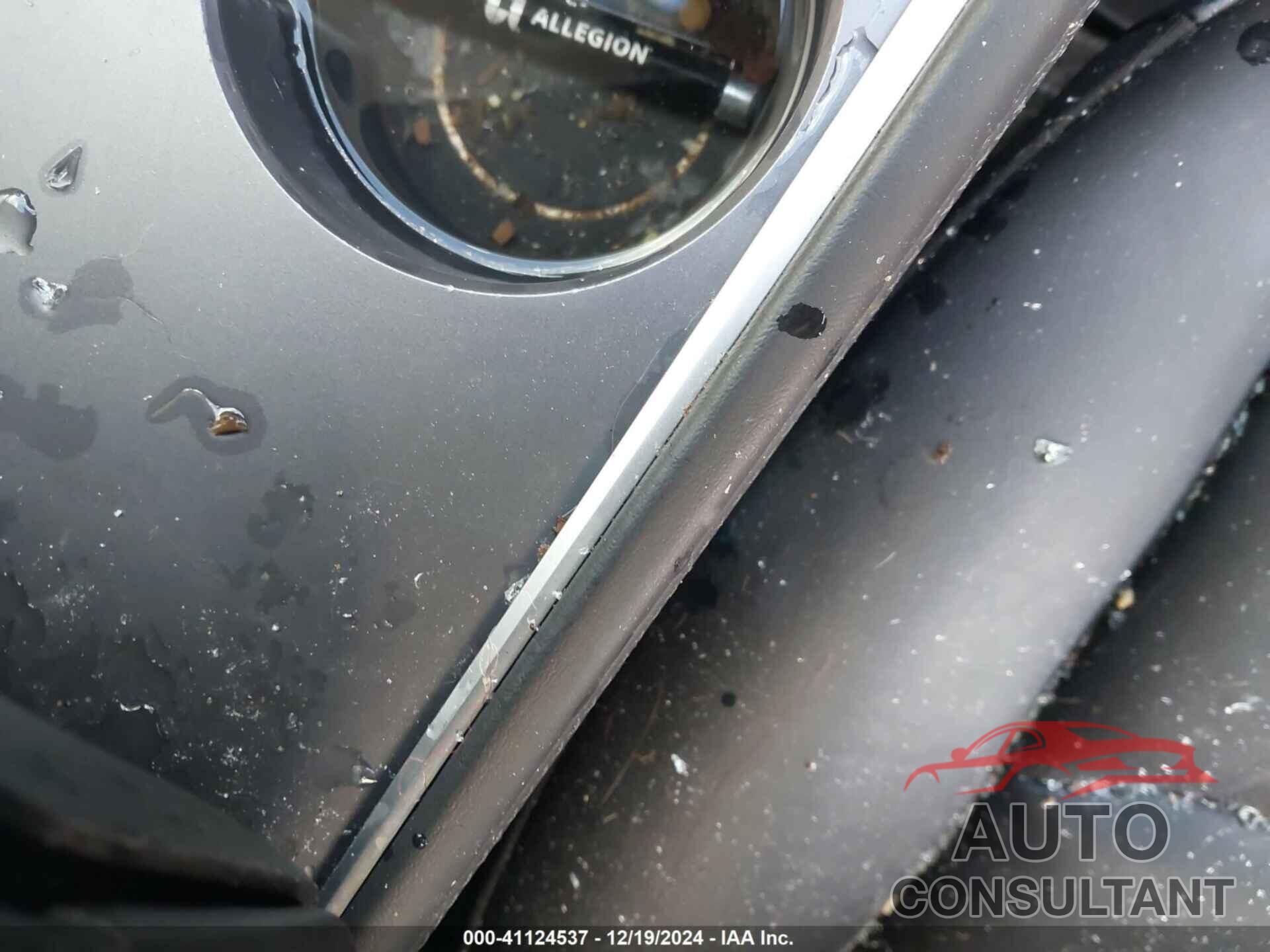 TESLA MODEL 3 2021 - 5YJ3E1EA5MF977051