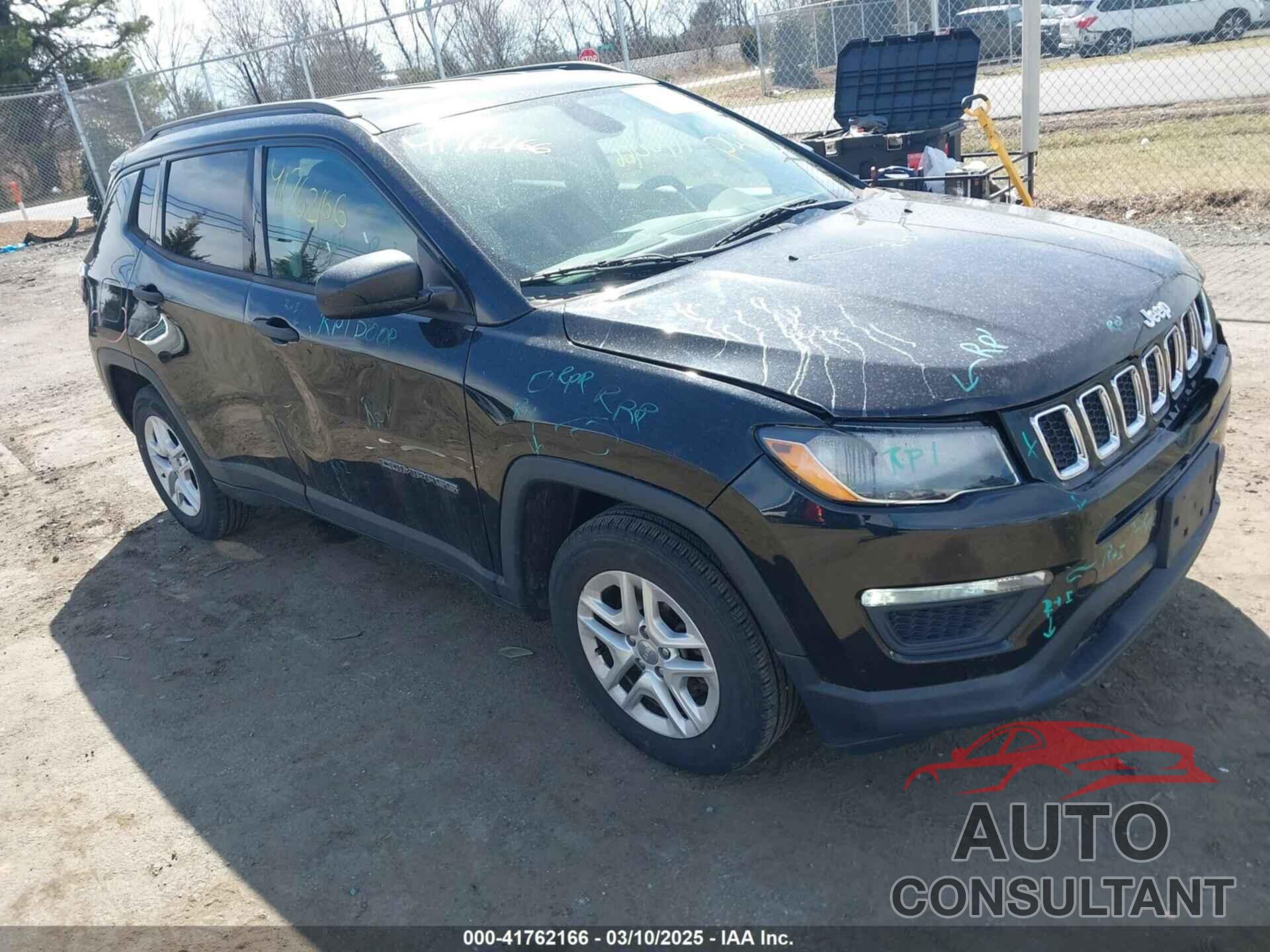 JEEP COMPASS 2018 - 3C4NJCAB1JT301868