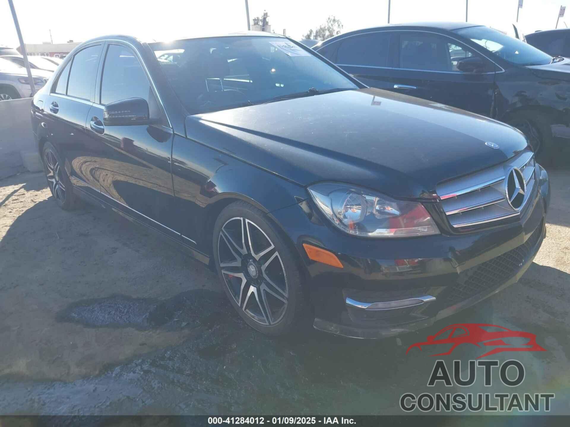 MERCEDES-BENZ C 300 2013 - WDDGF8AB7DA756314