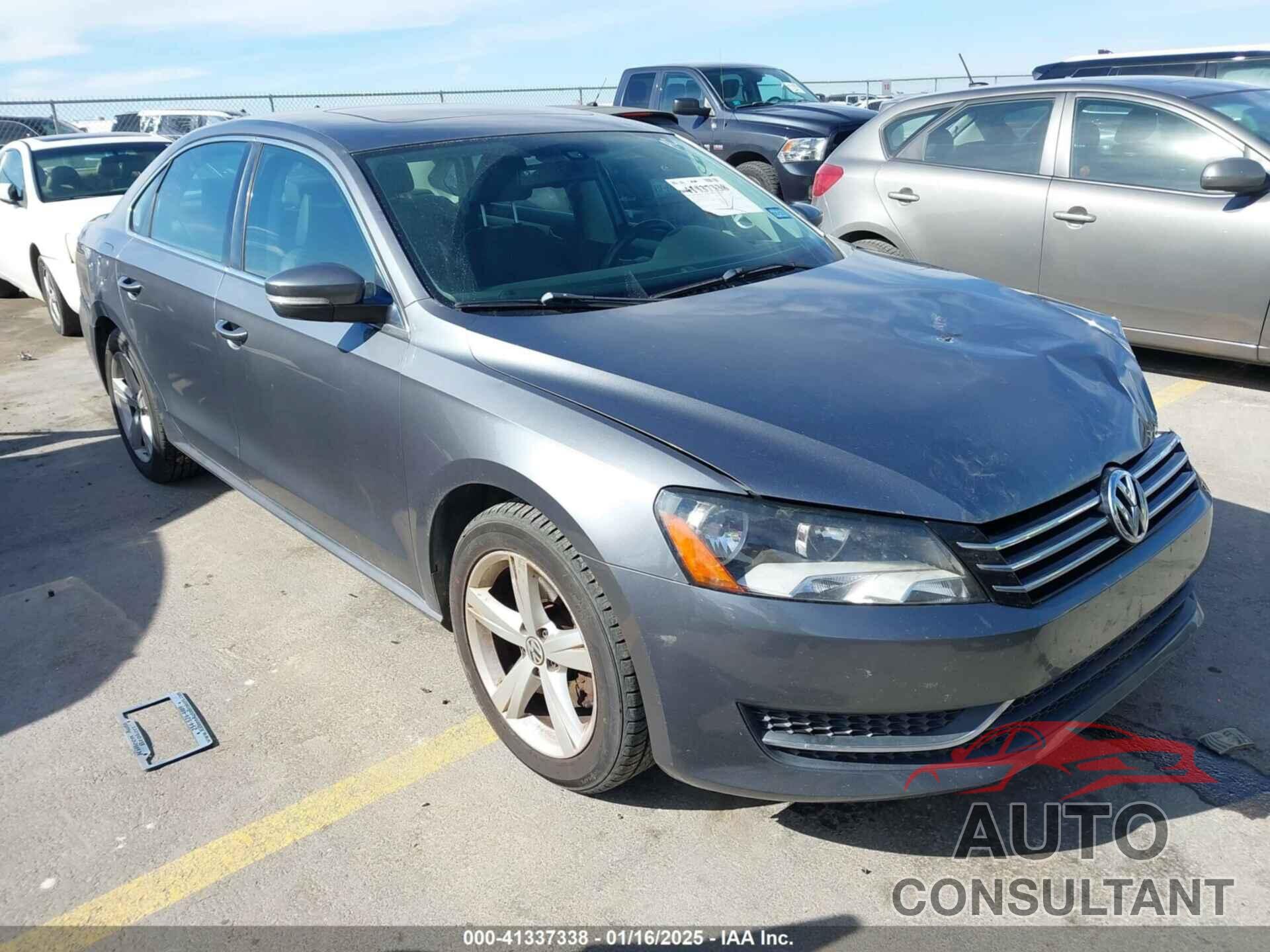 VOLKSWAGEN PASSAT 2013 - 1VWBP7A32DC144639