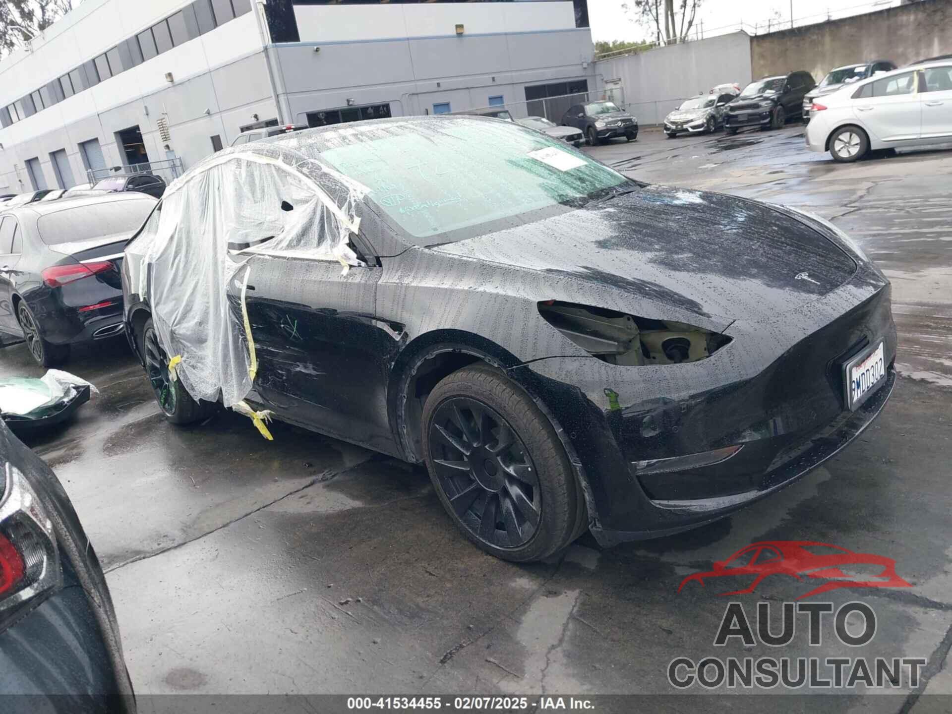 TESLA MODEL Y 2022 - 7SAYGDEE7NF481144