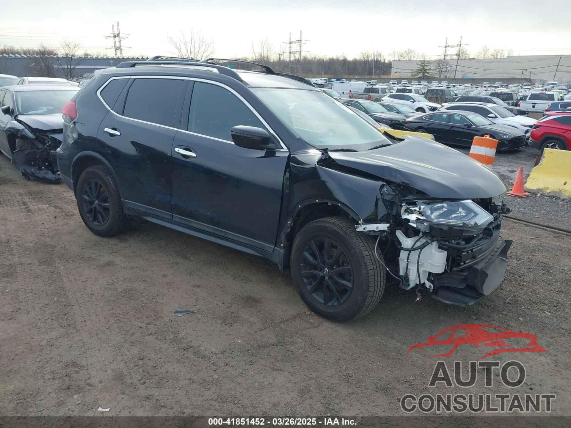 NISSAN ROGUE 2018 - 5N1AT2MV4JC742605