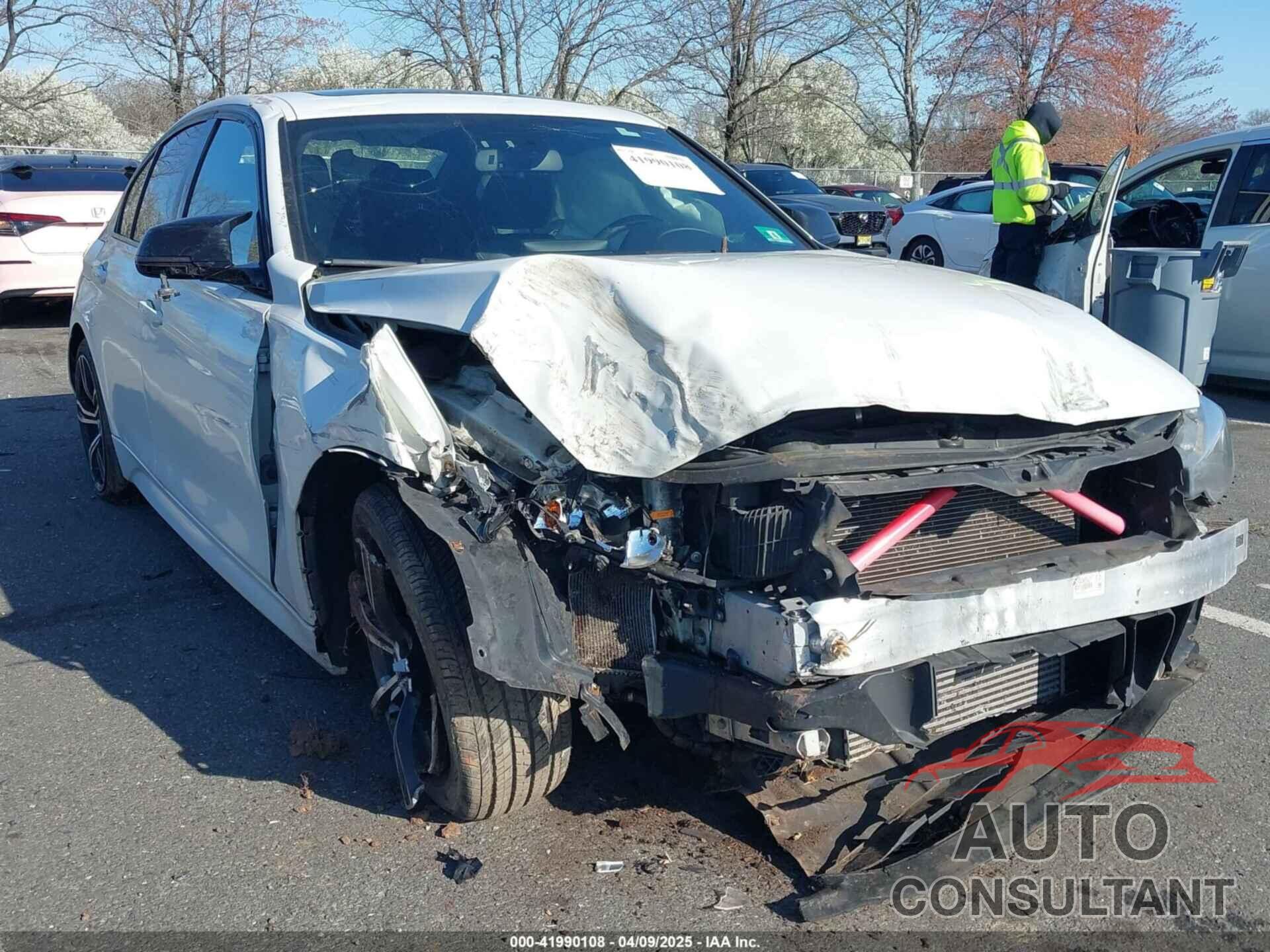 BMW 328I 2014 - WBA3B3G51ENR81909