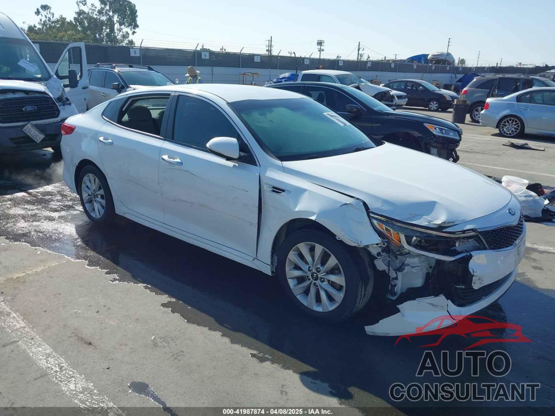 KIA OPTIMA 2018 - 5XXGT4L30JG258392
