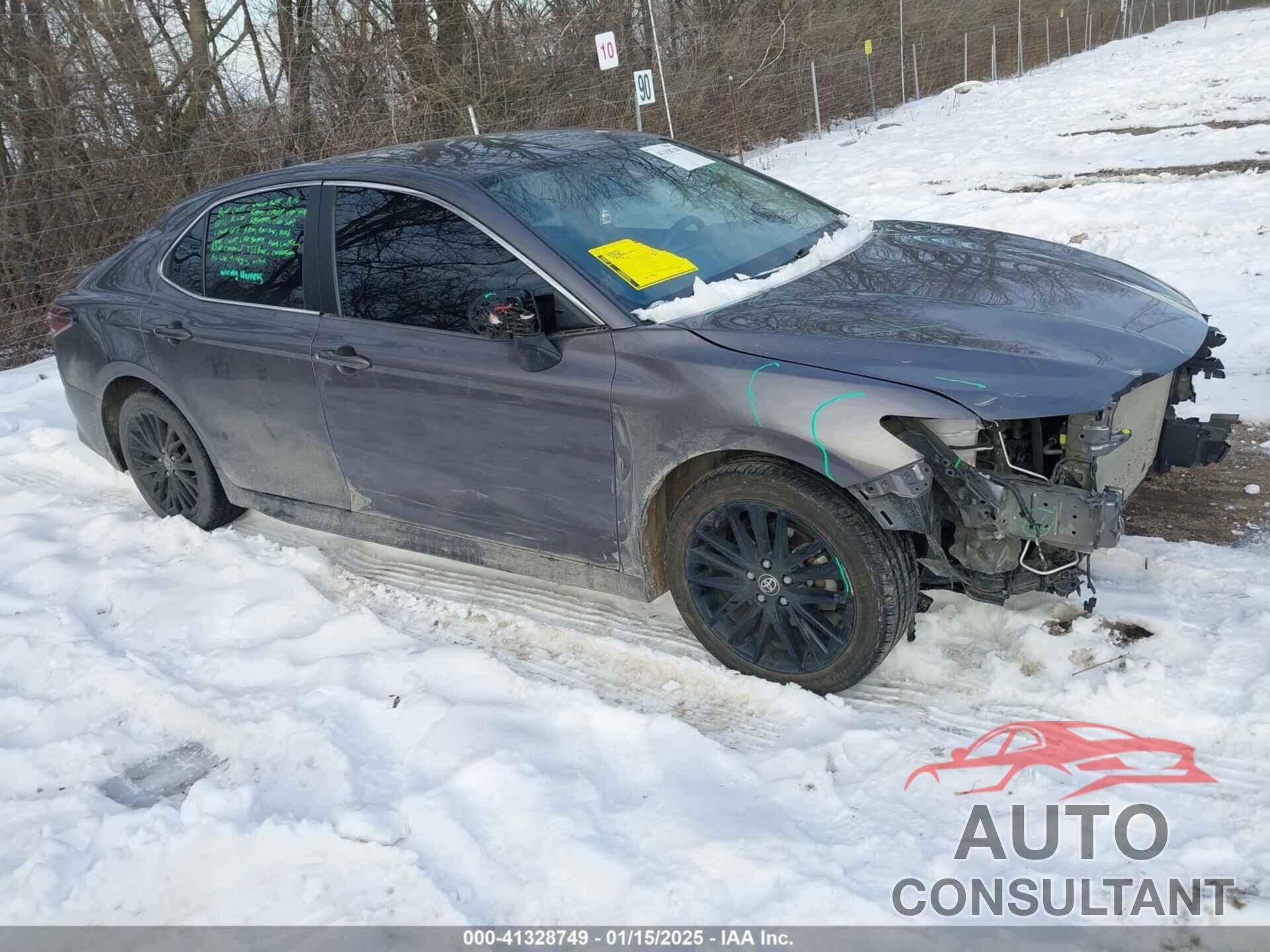 TOYOTA CAMRY 2021 - 4T1G11AKXMU600746