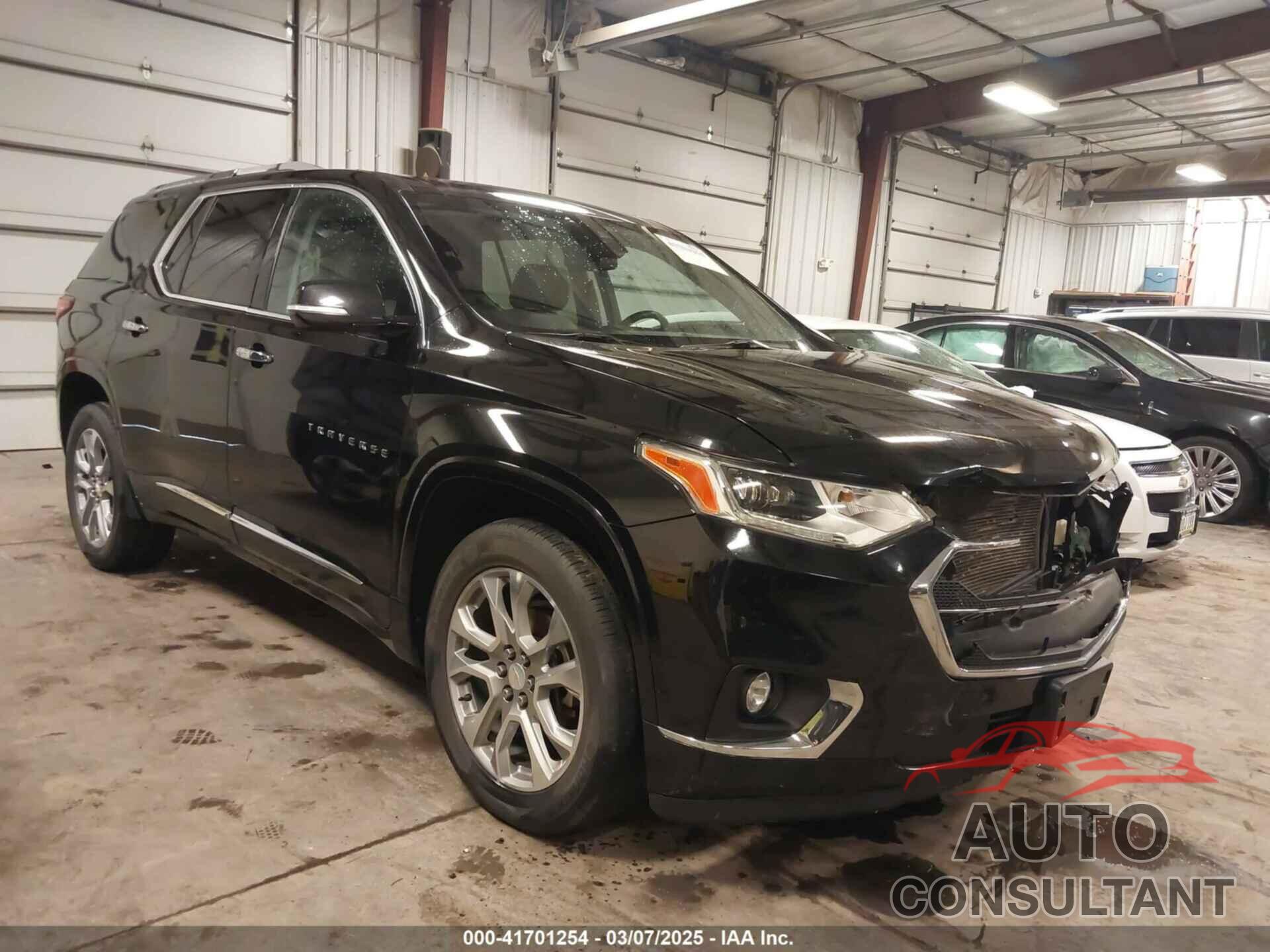 CHEVROLET TRAVERSE 2018 - 1GNEVJKW7JJ100422