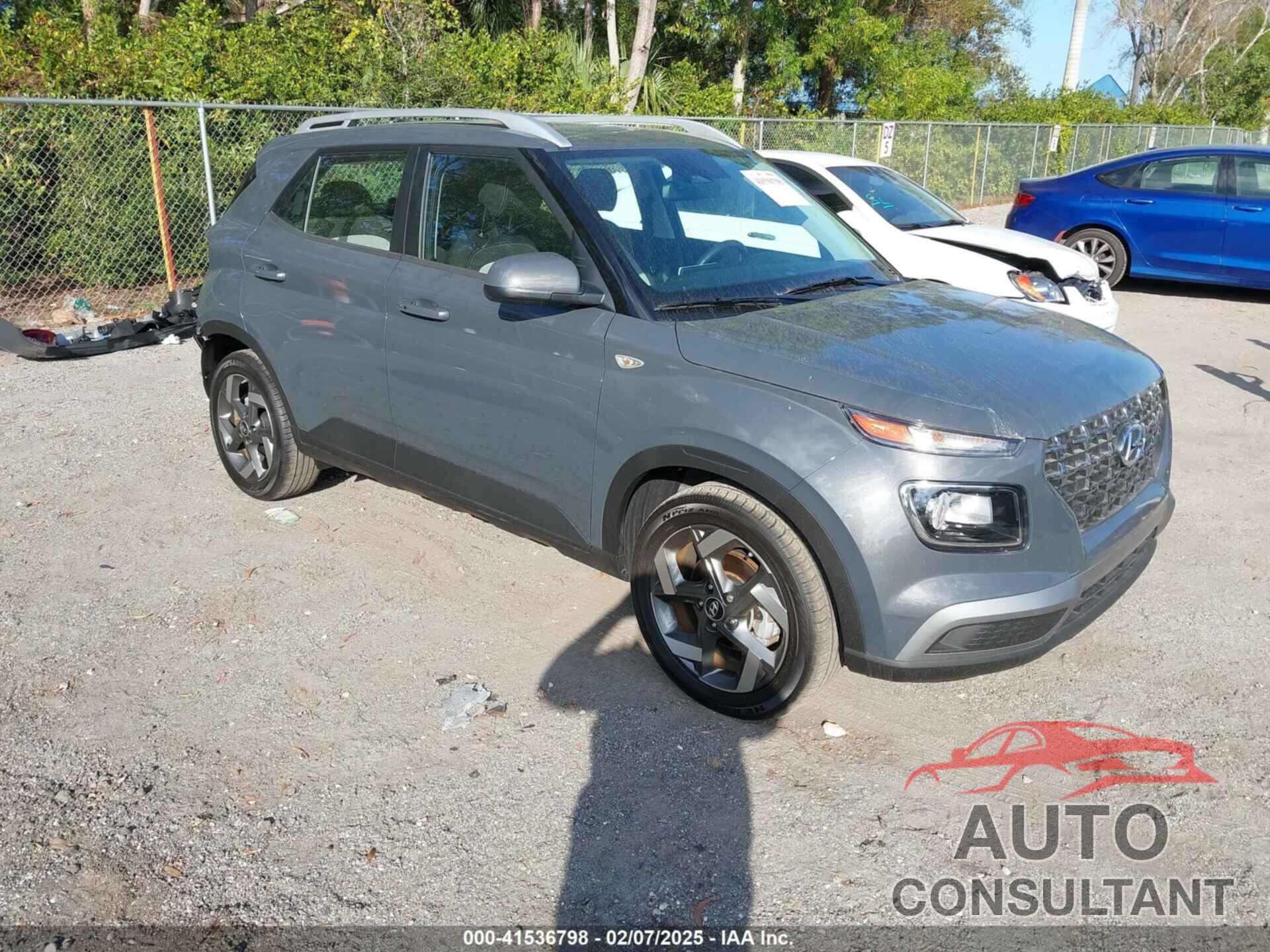 HYUNDAI VENUE 2024 - KMHRC8A31RU306499
