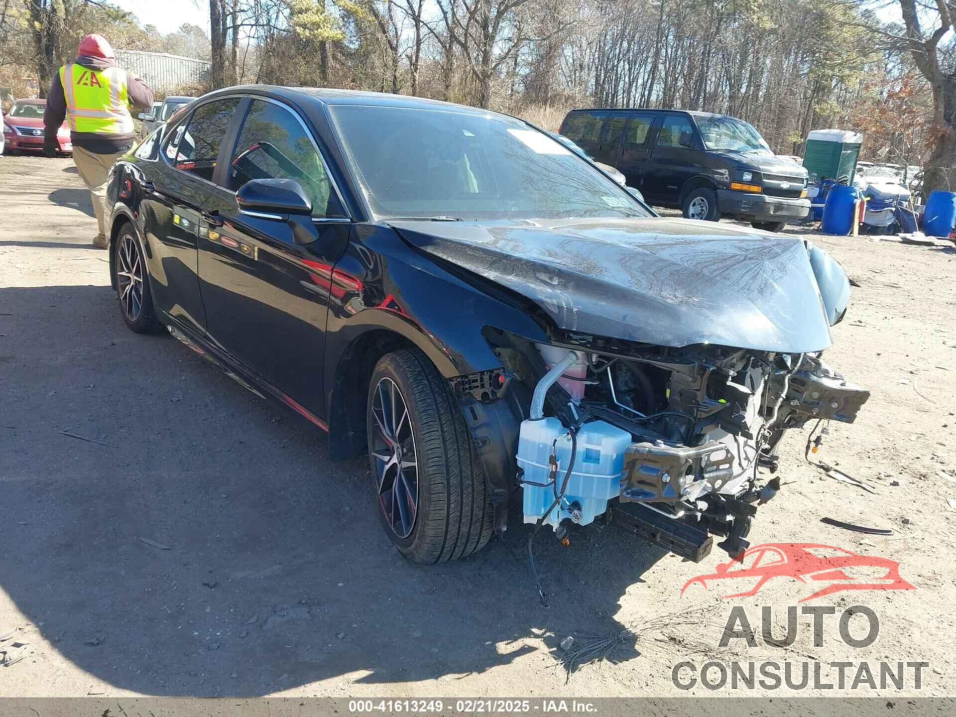 TOYOTA CAMRY 2024 - 4T1G11BK6RU119706
