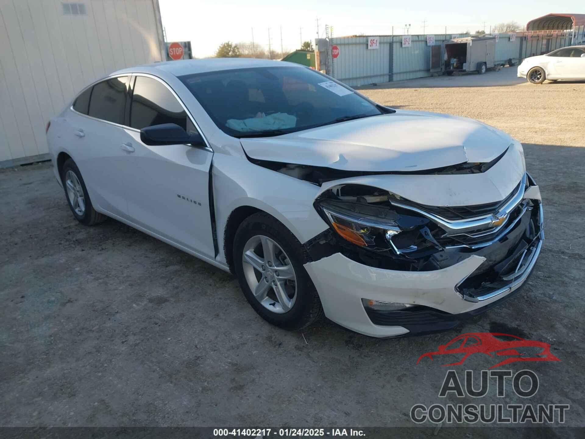 CHEVROLET MALIBU 2022 - 1G1ZB5ST7NF207990