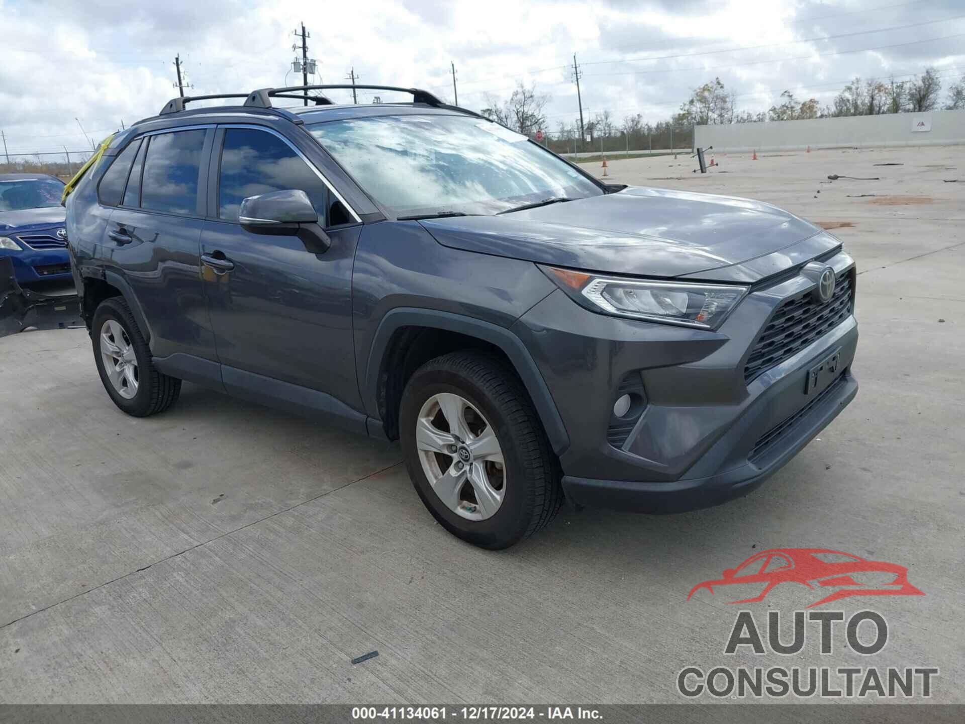 TOYOTA RAV4 2019 - 2T3W1RFV3KW006842