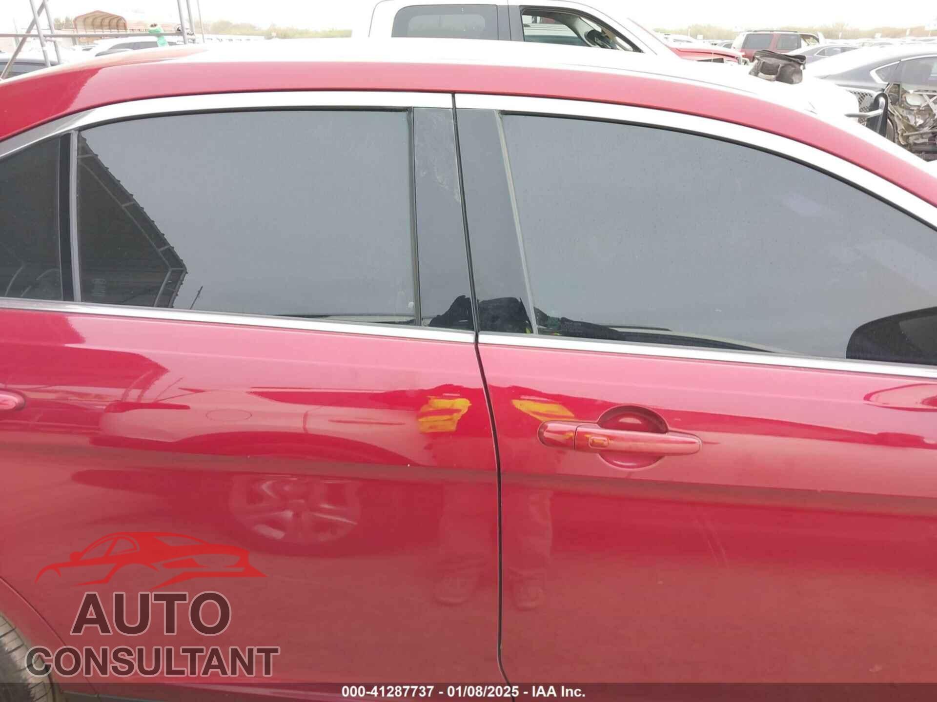 FORD TAURUS 2017 - 1FAHP2F81HG111849