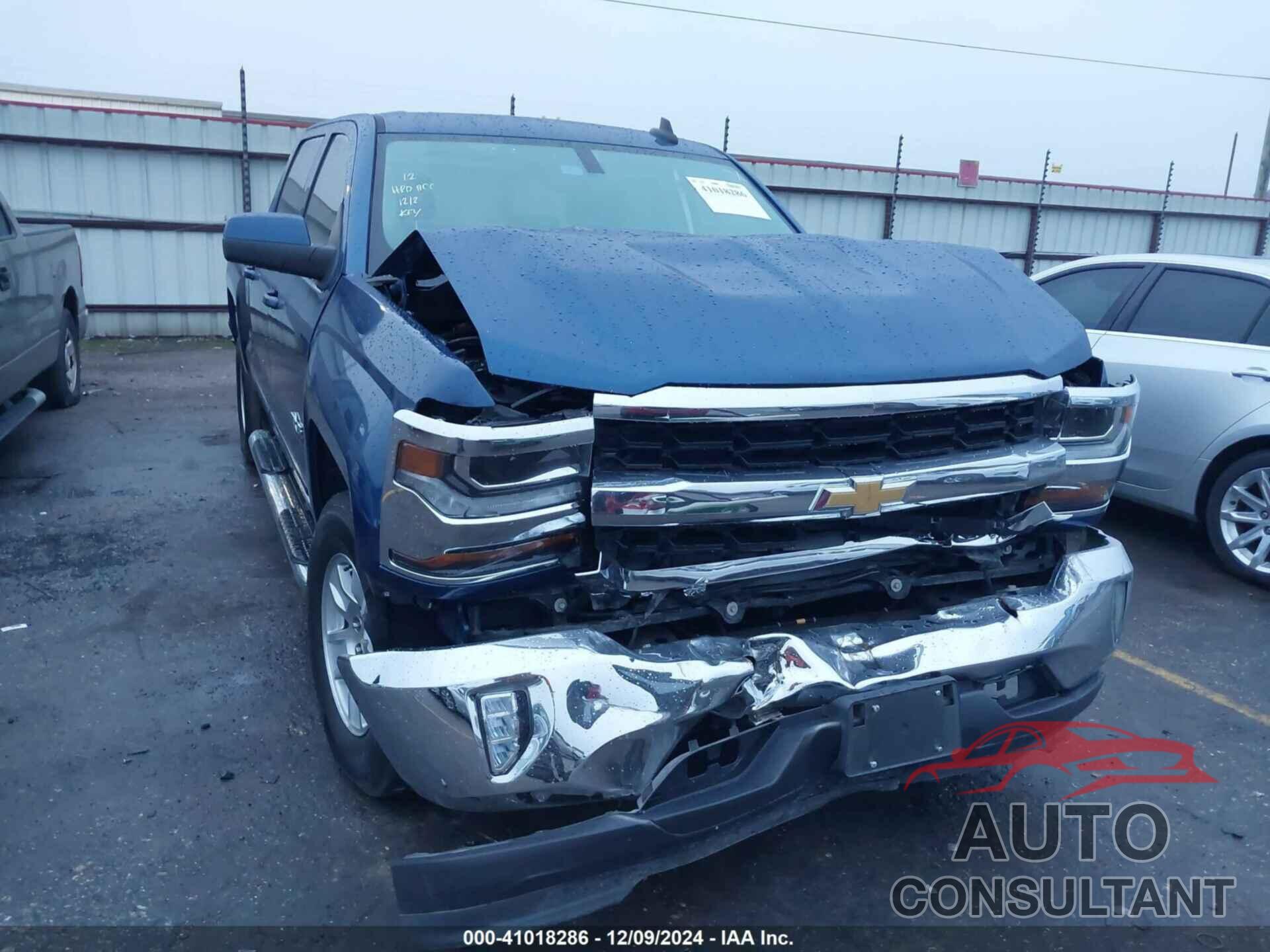 CHEVROLET SILVERADO 1500 2018 - 3GCPCREC0JG451214
