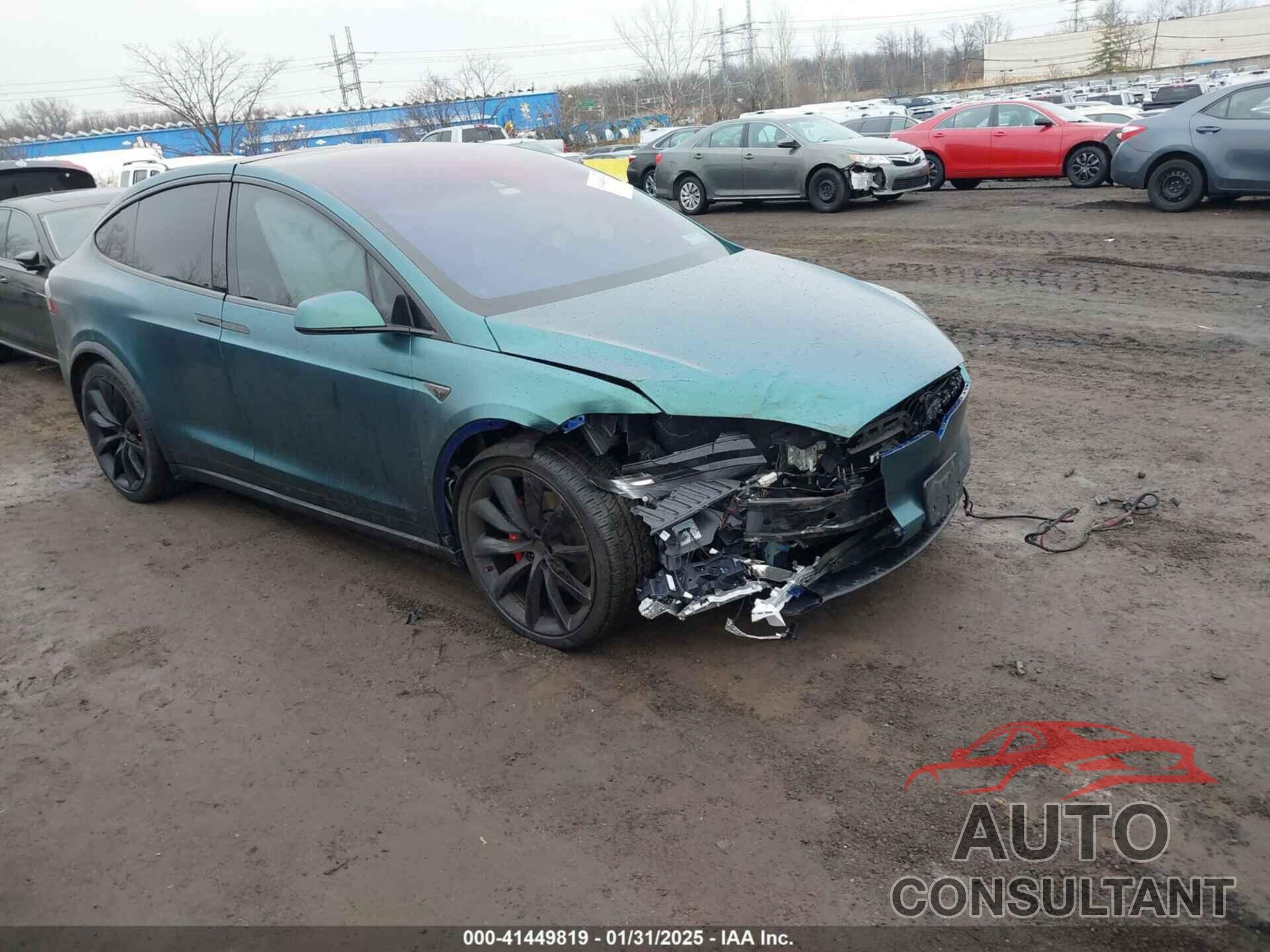 TESLA MODEL X 2016 - 5YJXCBE46GF003221