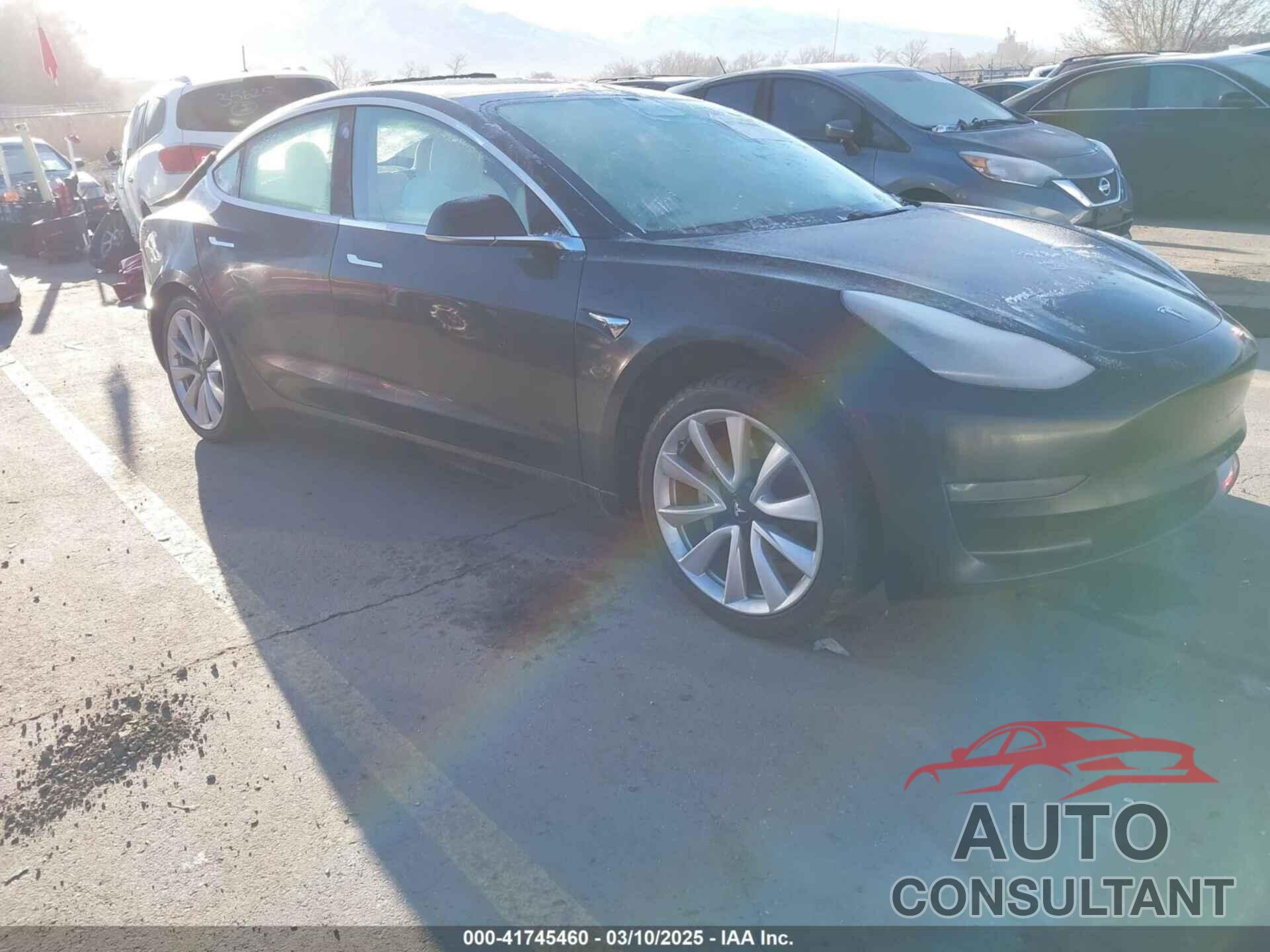 TESLA MODEL 3 2019 - 5YJ3E1EBXKF392147