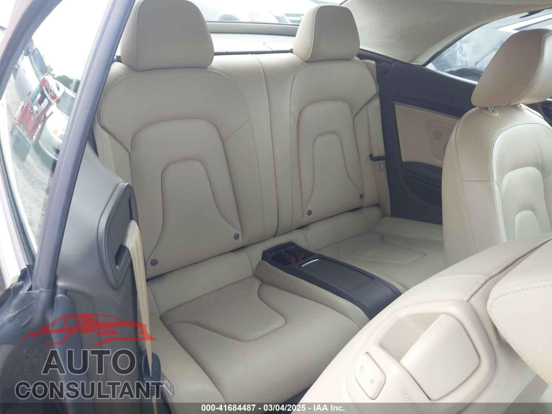 AUDI A5 2013 - WAUCFAFH5DN011998