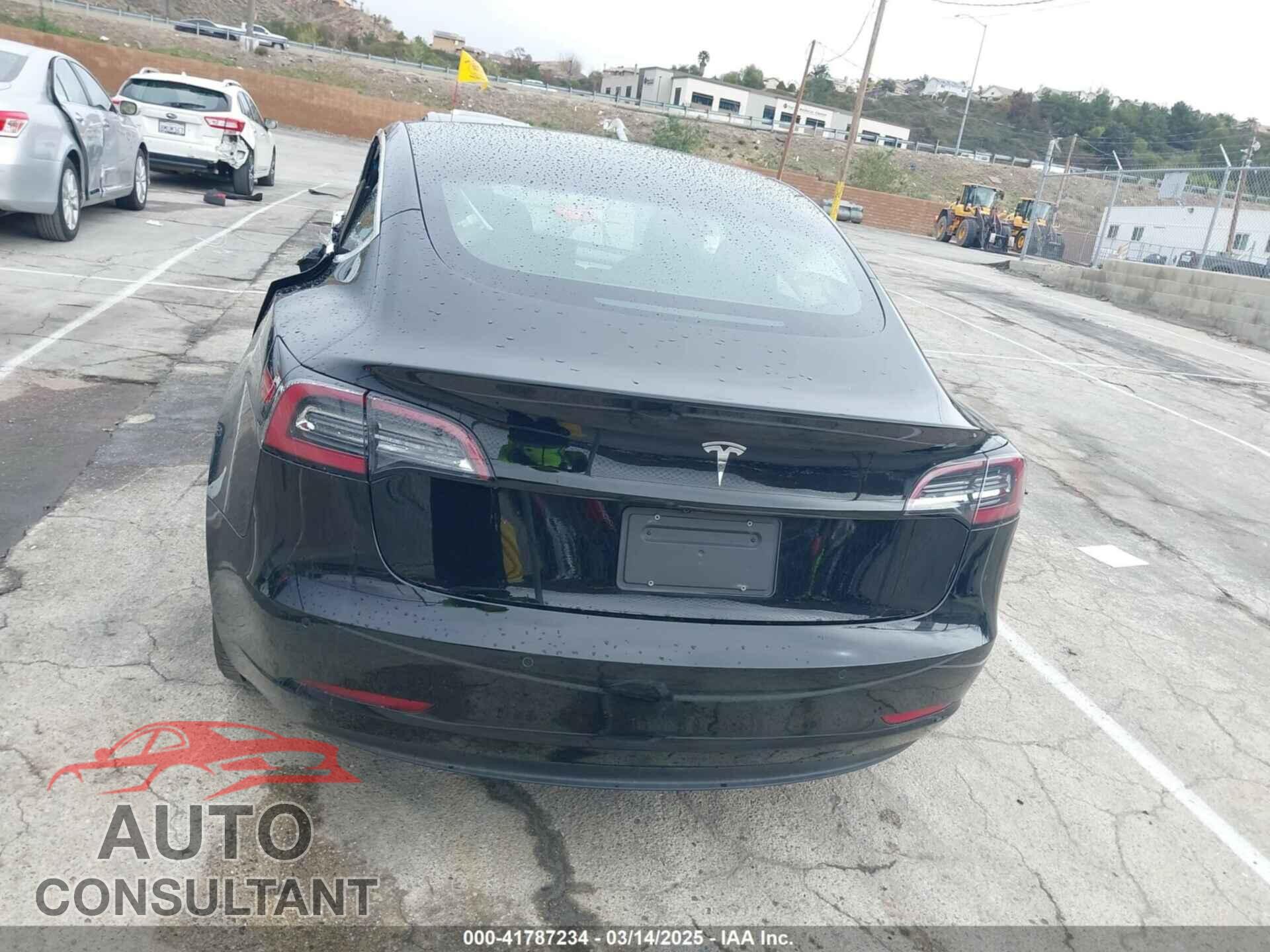 TESLA MODEL 3 2019 - 5YJ3E1EA1KF426824